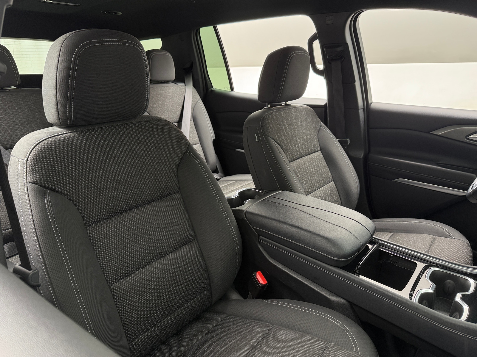 Thumbnail: 2024 Chevrolet Traverse - 2