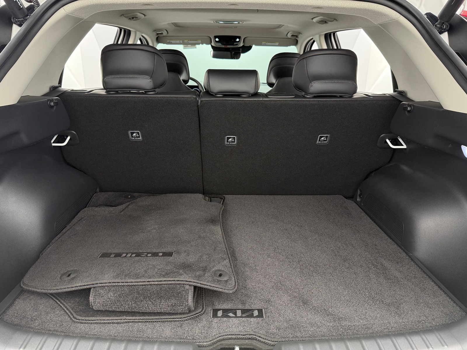 Thumbnail: 2024 Kia Niro - 6