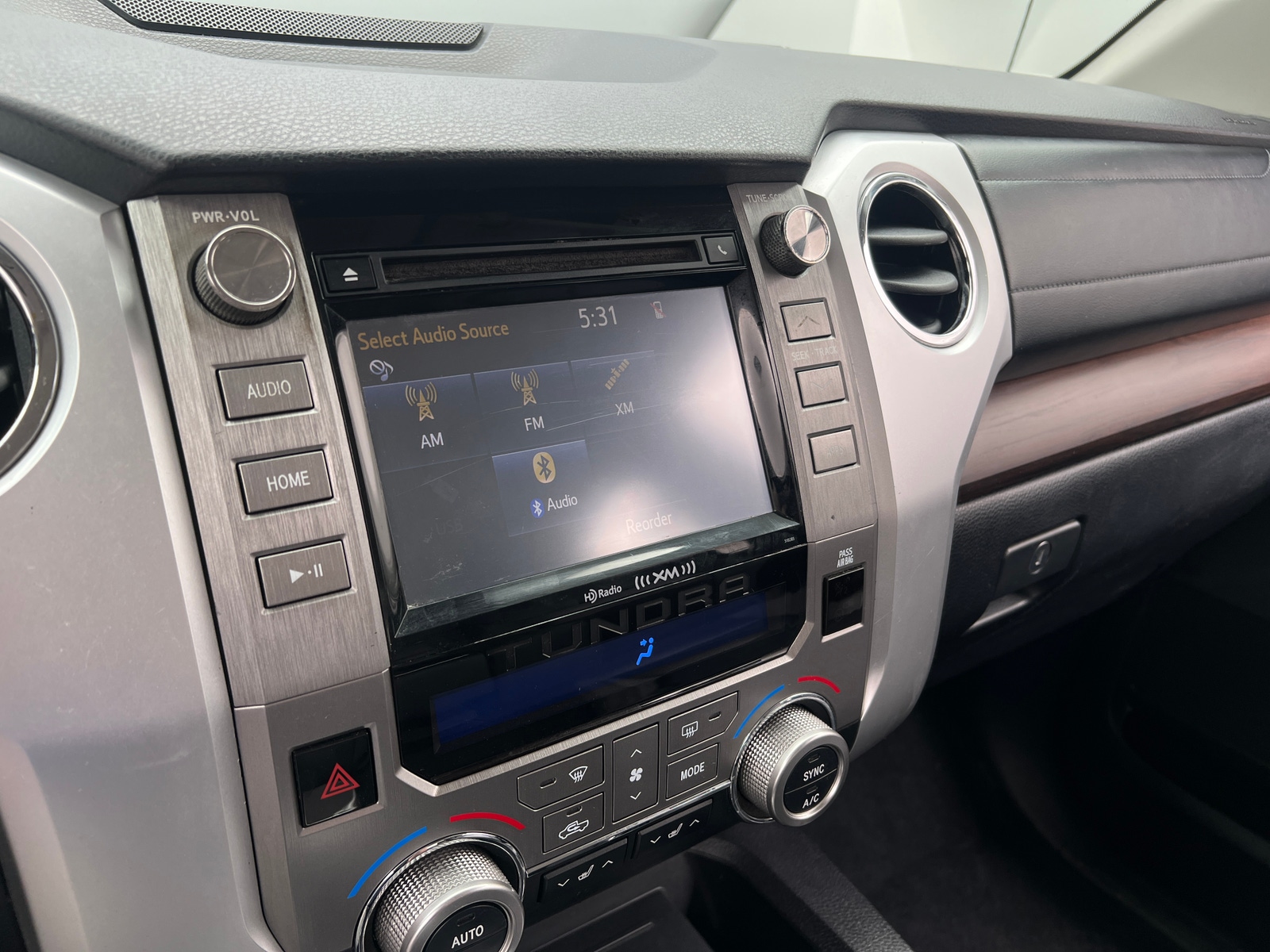 Thumbnail: 2018 Toyota Tundra - 3