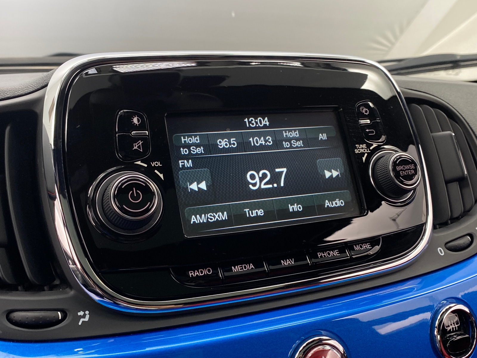 Thumbnail: 2019 Fiat 500 - 3