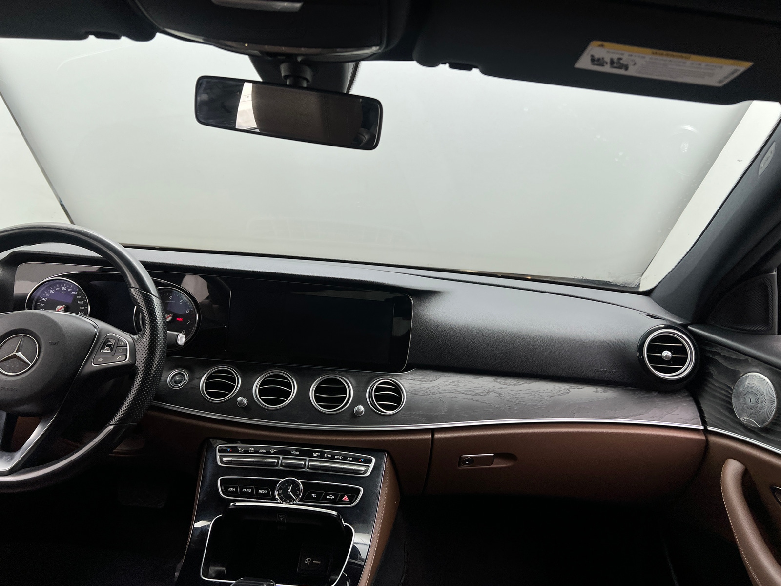 Thumbnail: 2017 Mercedes-Benz E-Class - 2