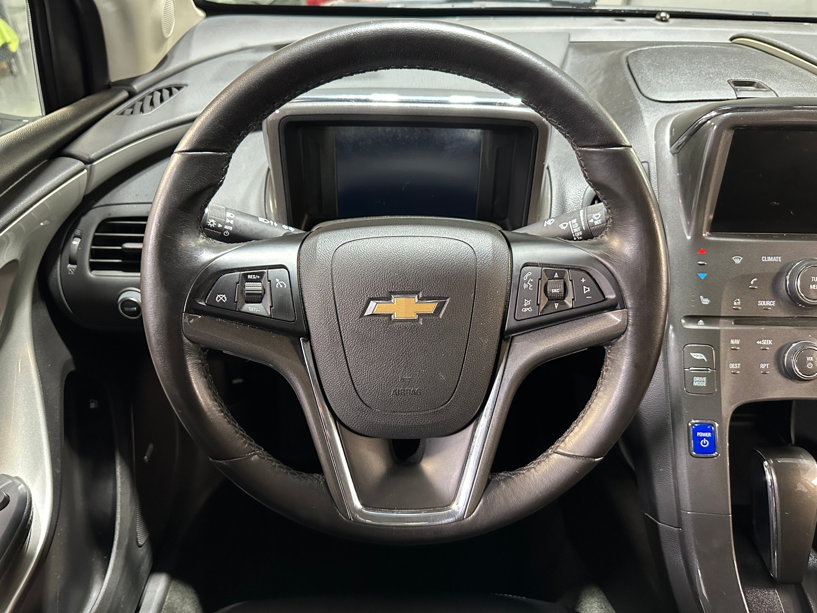 Thumbnail: 2015 Chevrolet Volt - 4