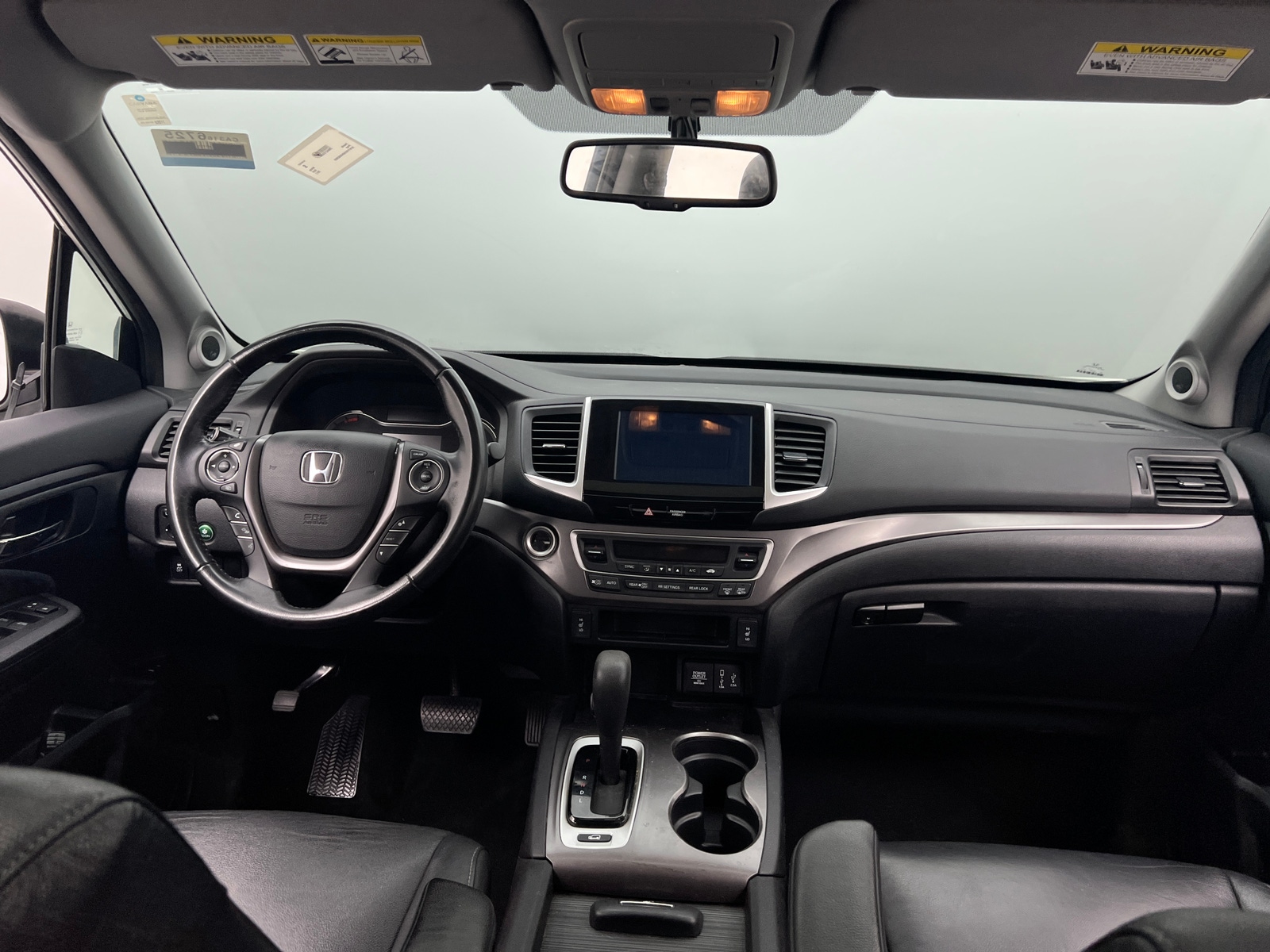 Thumbnail: 2017 Honda Pilot - 2