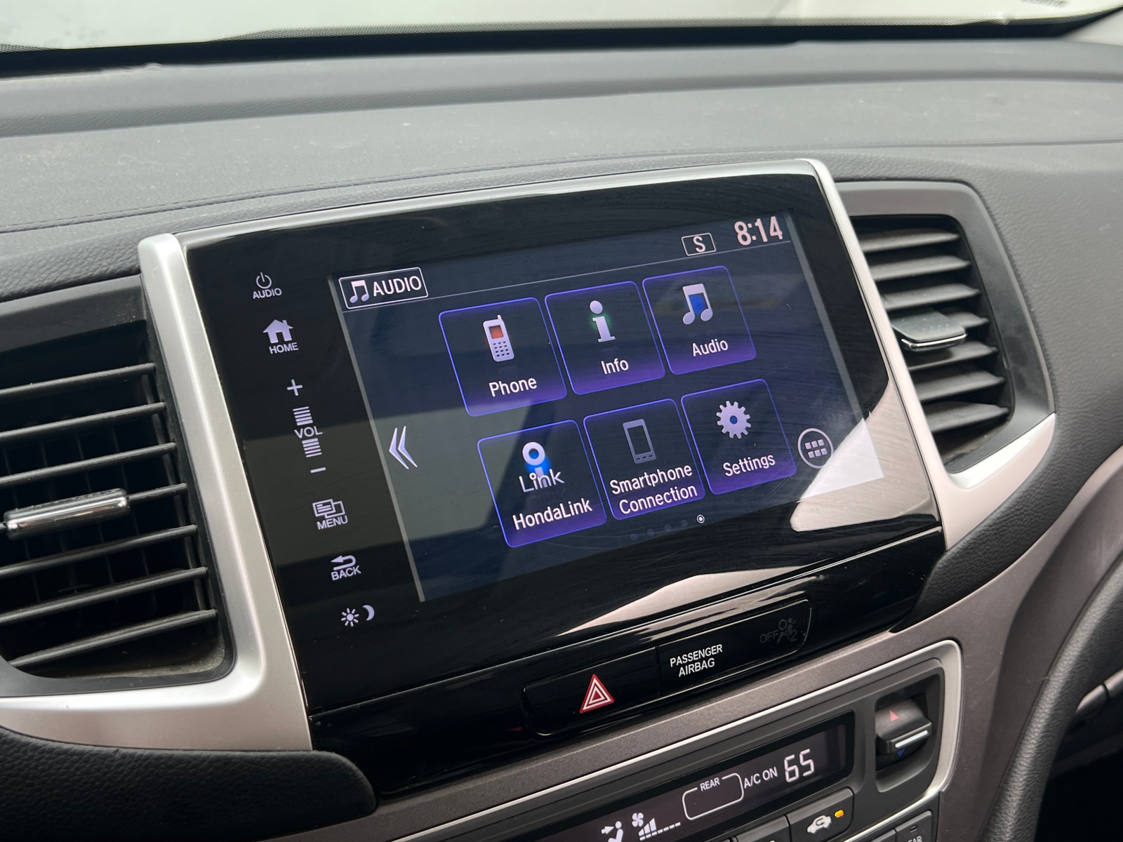 Thumbnail: 2017 Honda Pilot - 3