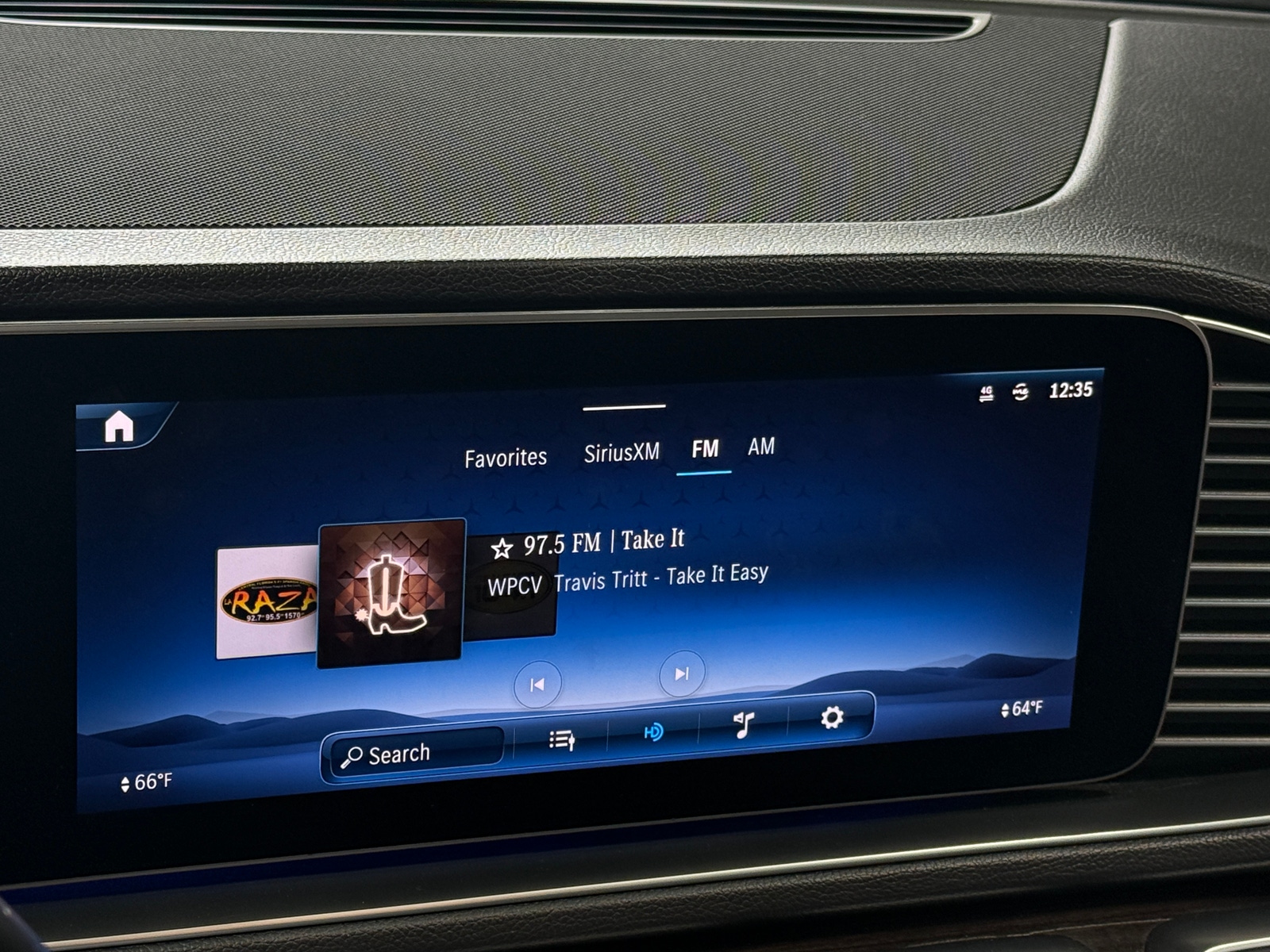 Thumbnail: 2024 Mercedes-Benz GLE - 3