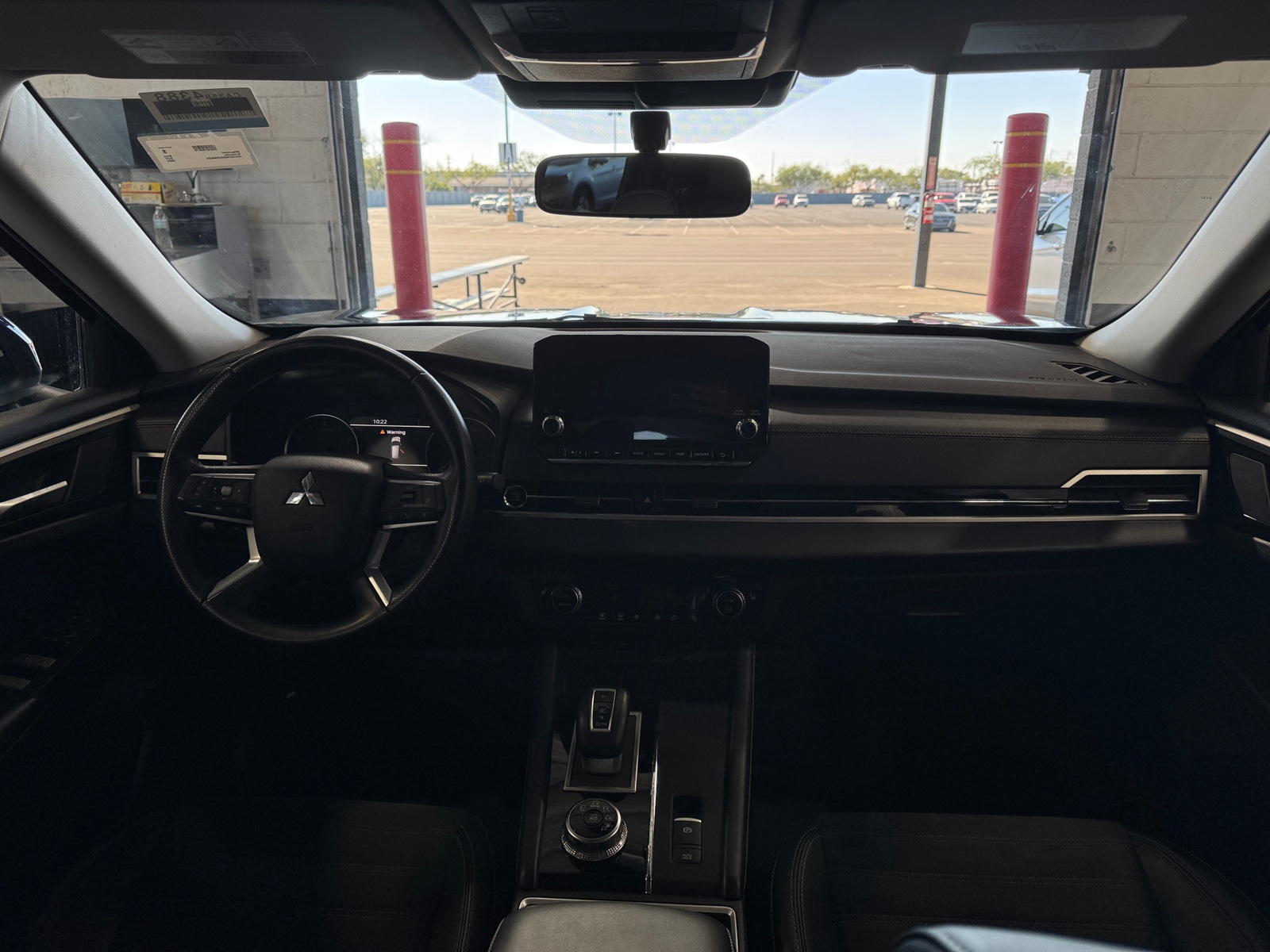 Thumbnail: 2024 Mitsubishi Outlander - 2