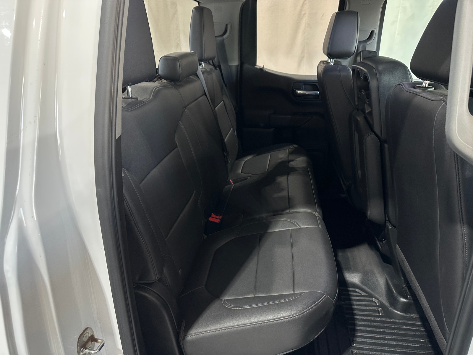 Thumbnail: 2021 Chevrolet Silverado 1500 - 6