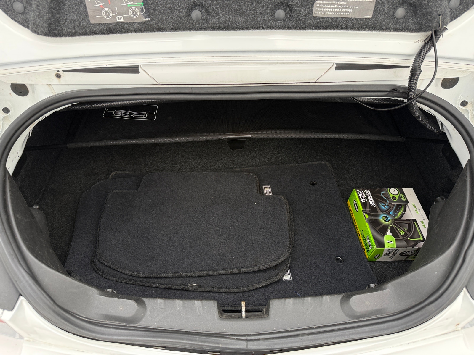 Thumbnail: 2011 Chevrolet Camaro - 6