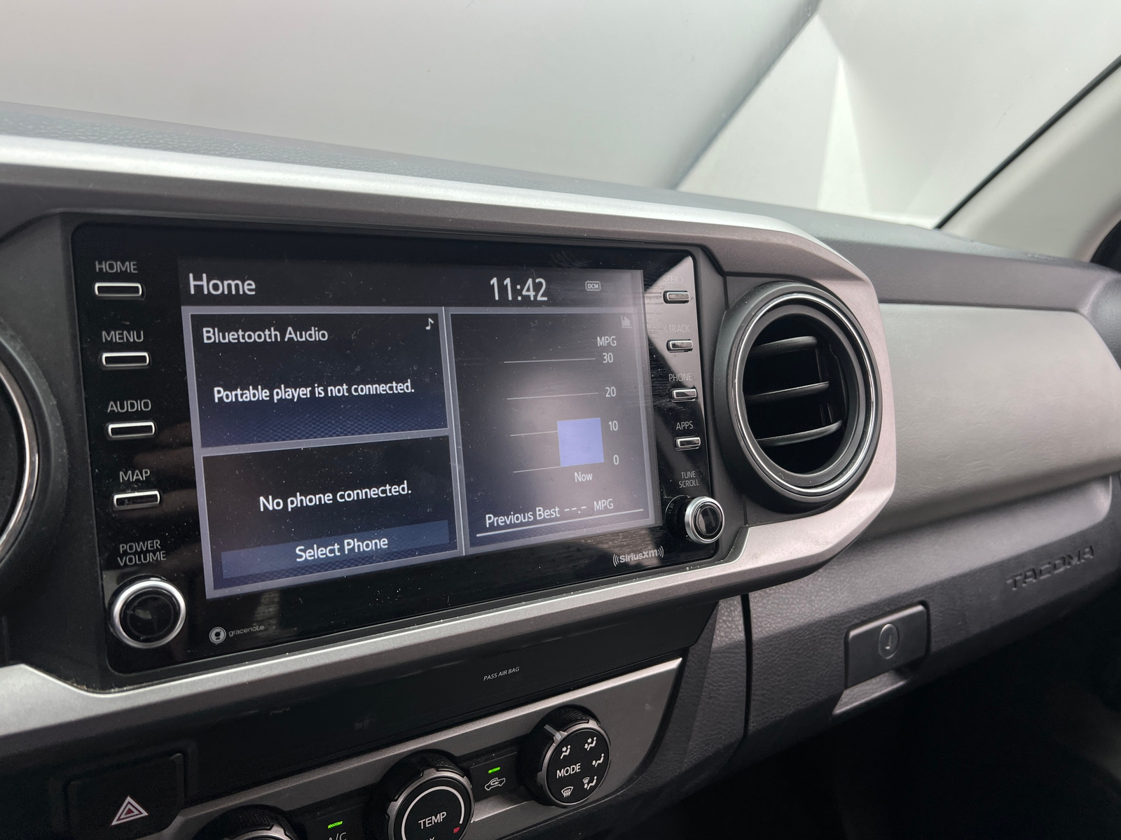 Thumbnail: 2020 Toyota Tacoma - 4