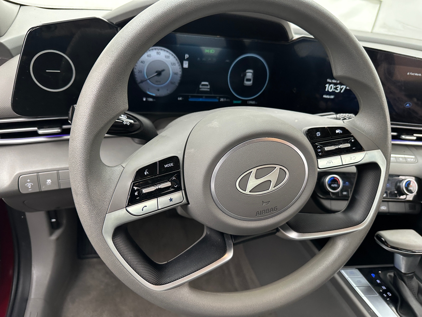 Thumbnail: 2024 Hyundai Elantra - 5