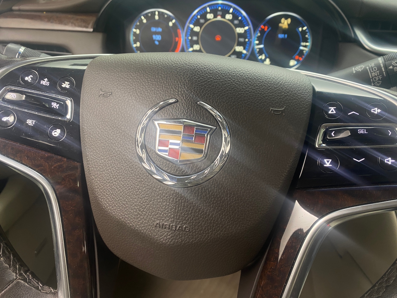 Thumbnail: 2013 Cadillac XTS - 4