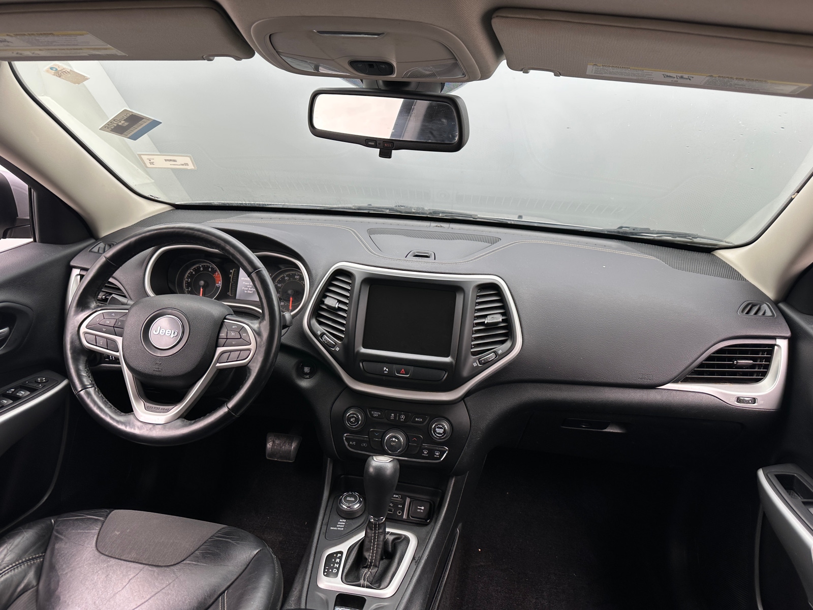 Thumbnail: 2018 Jeep Cherokee - 3