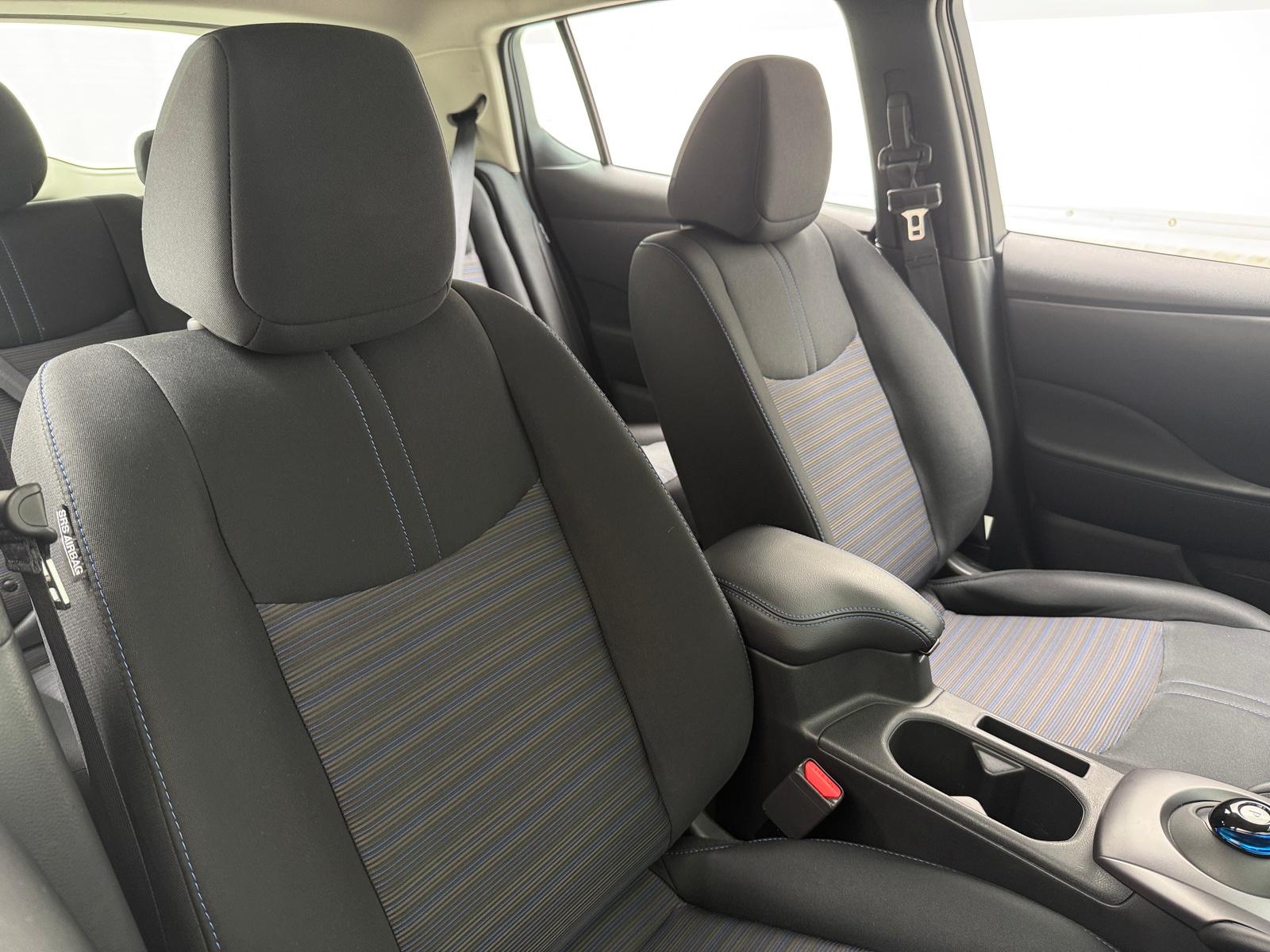 Thumbnail: 2025 Nissan Leaf - 2