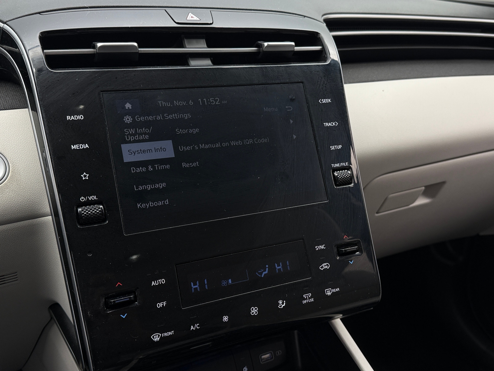 Thumbnail: 2023 Hyundai Tucson - 4