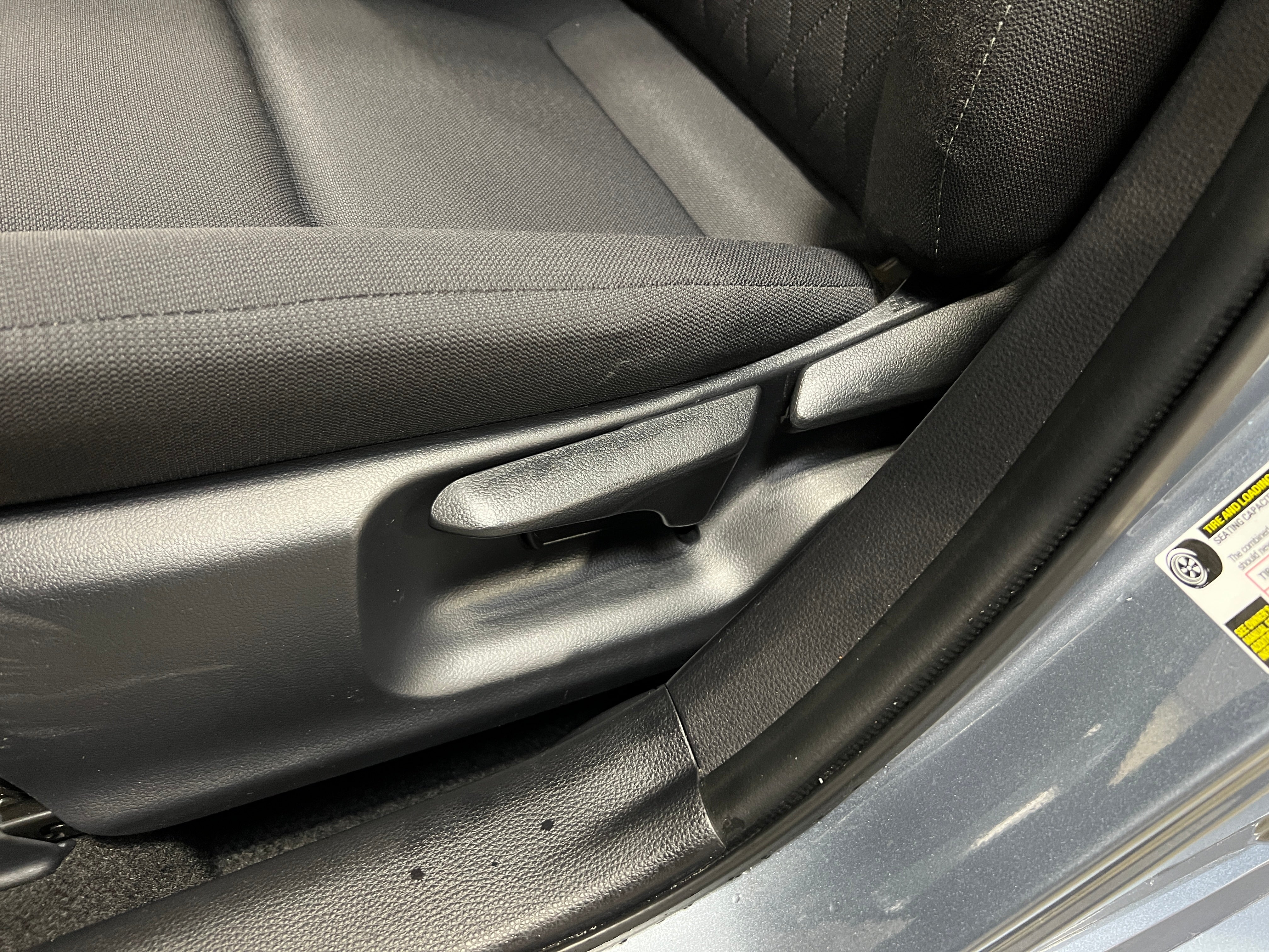 Used 2024 Toyota Corolla LE with VIN 5YFB4MDE6RP172675 for sale in Northfield, Minnesota