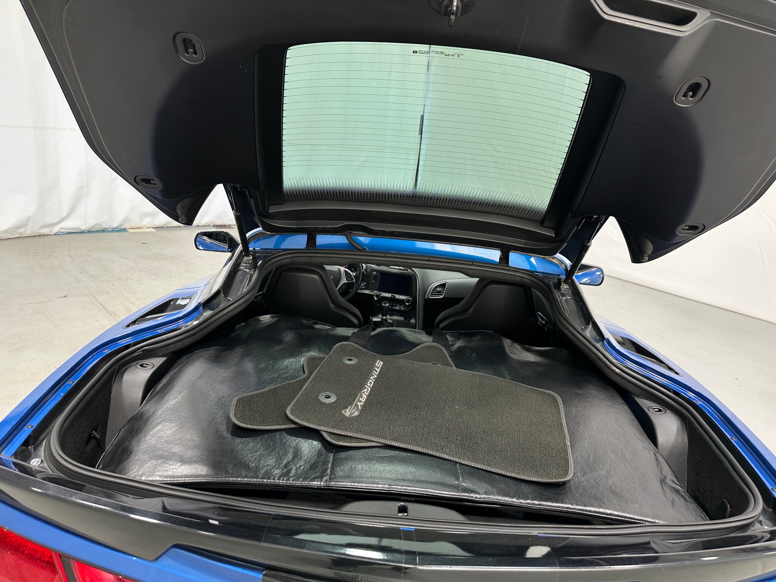 Thumbnail: 2015 Chevrolet Corvette - 4