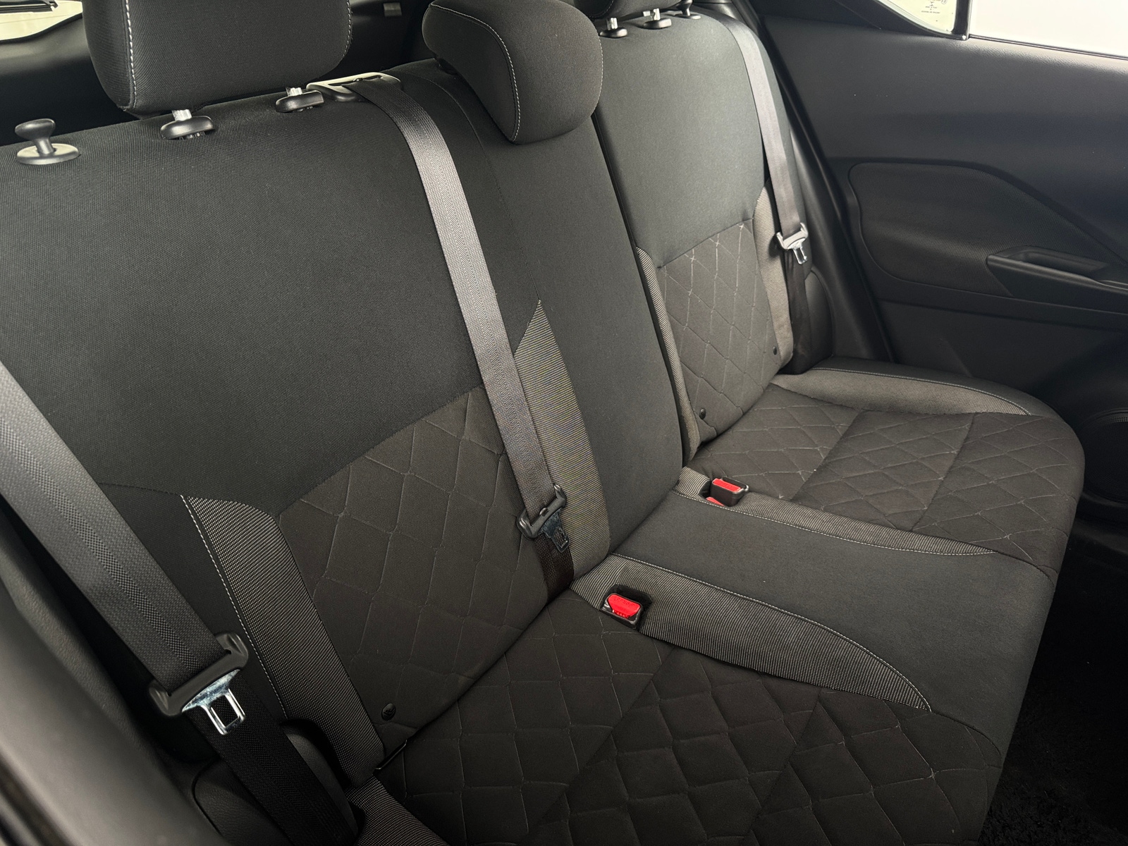 Thumbnail: 2019 Nissan Kicks - 6