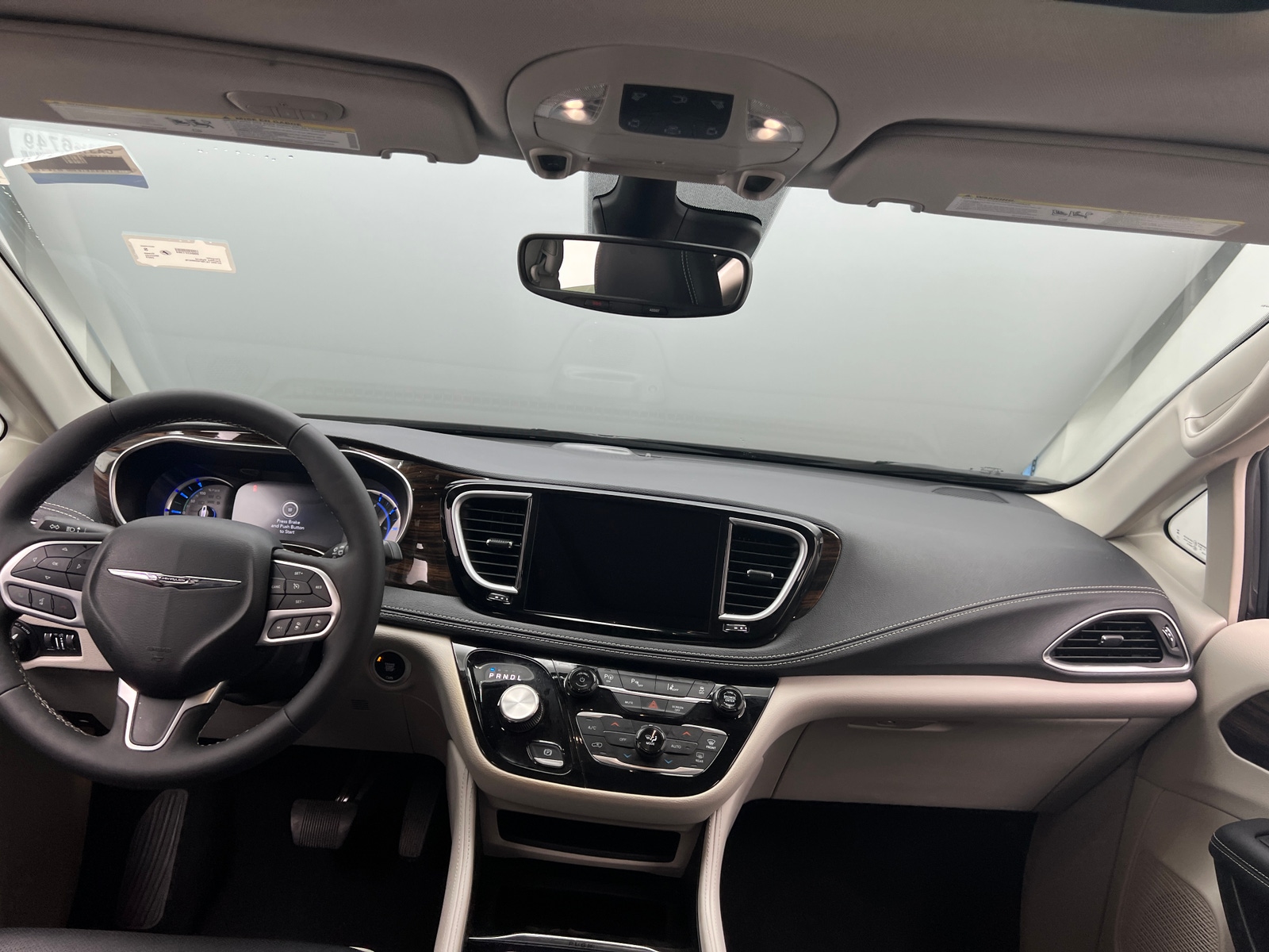 Thumbnail: 2023 Chrysler Pacifica - 2