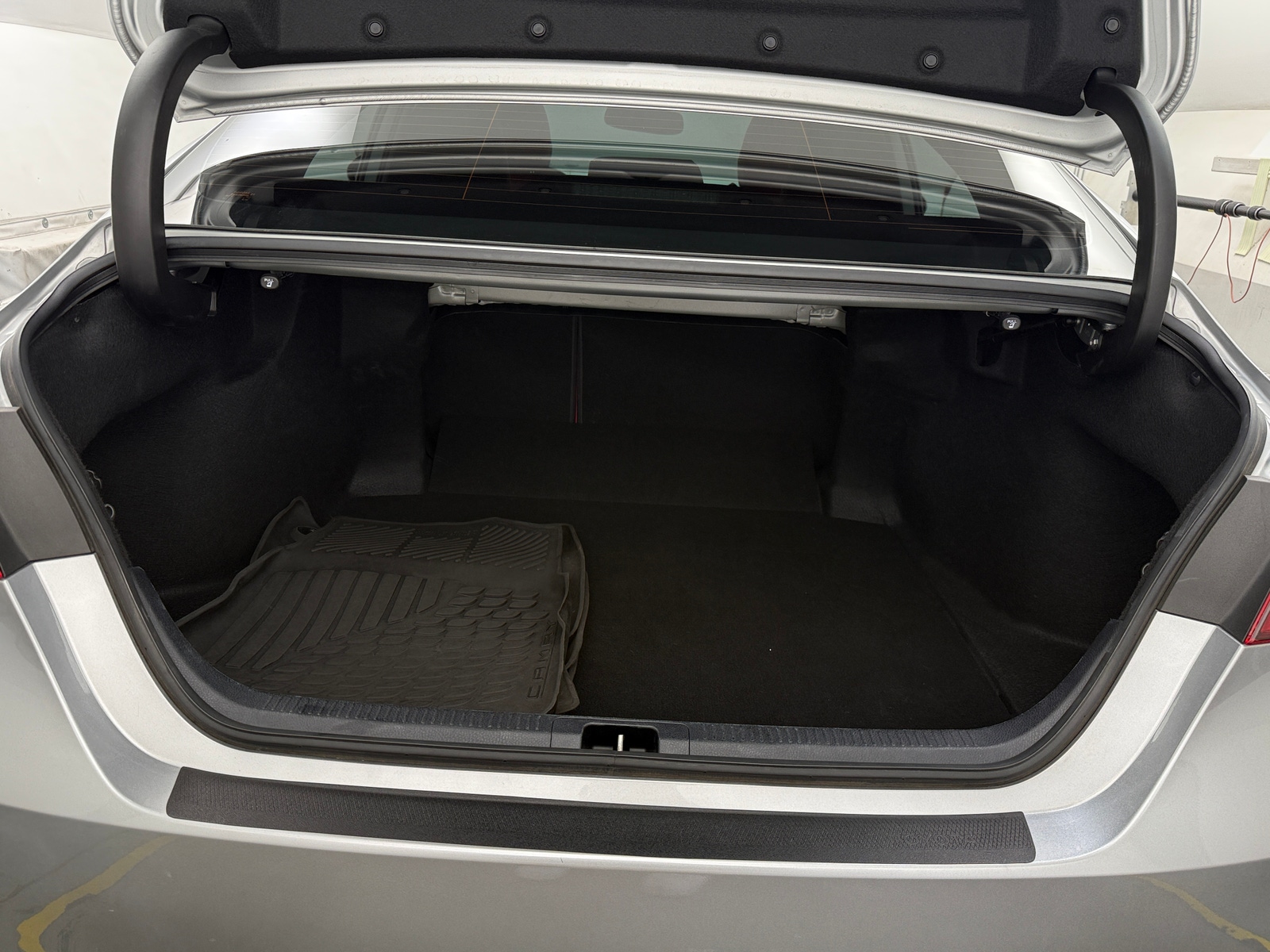 Thumbnail: 2022 Toyota Camry - 6