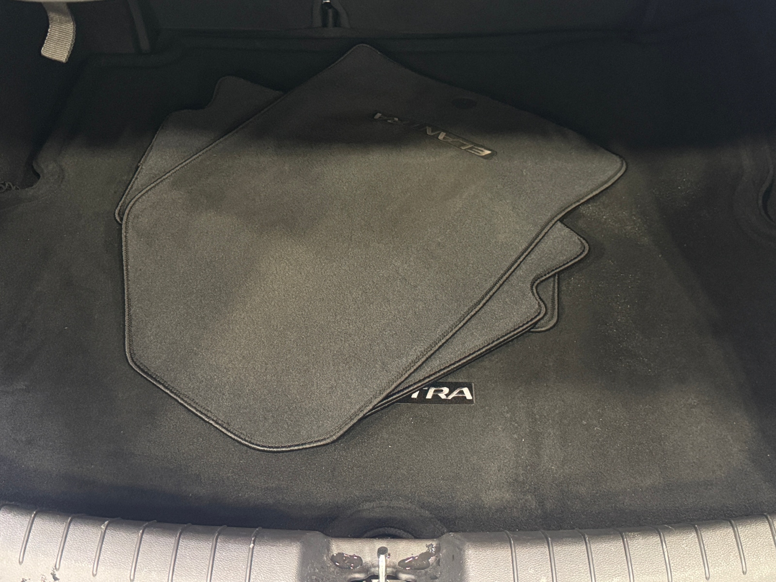 Thumbnail: 2017 Hyundai Elantra - 7