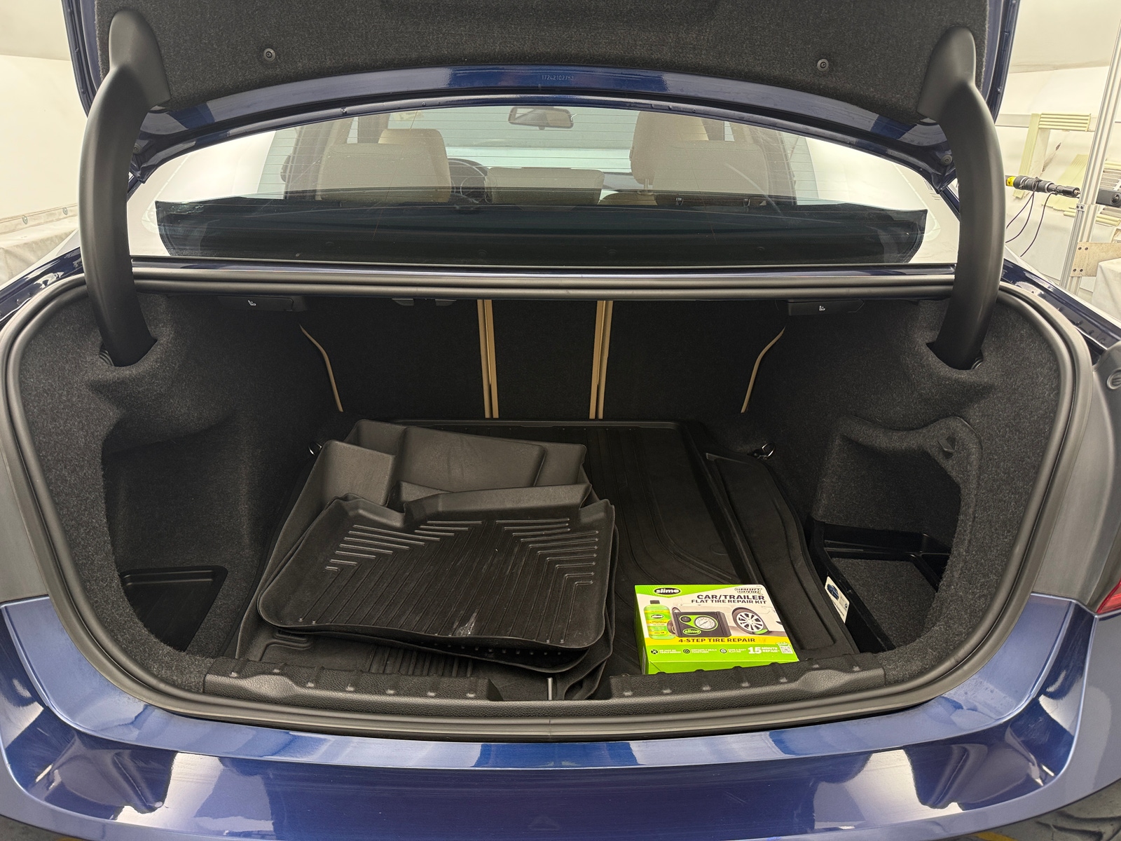 Thumbnail: 2017 BMW 3 Series - 6