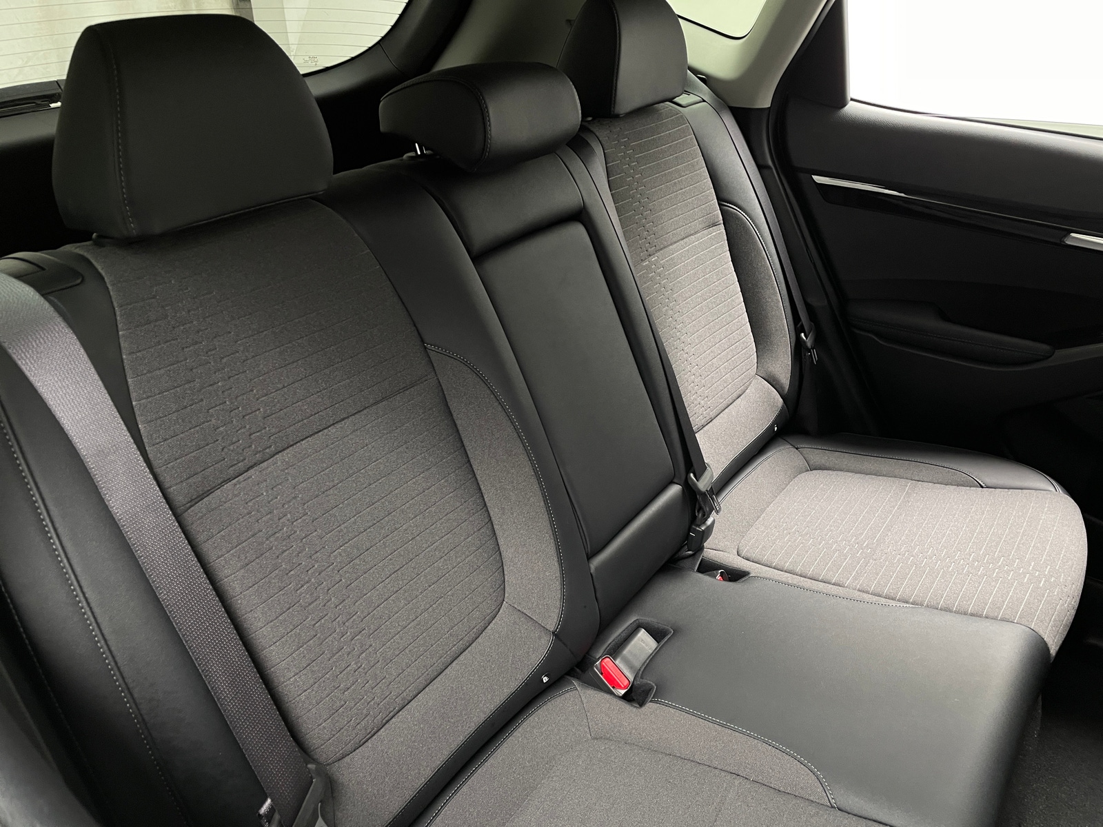 Thumbnail: 2023 Kia Seltos - 6