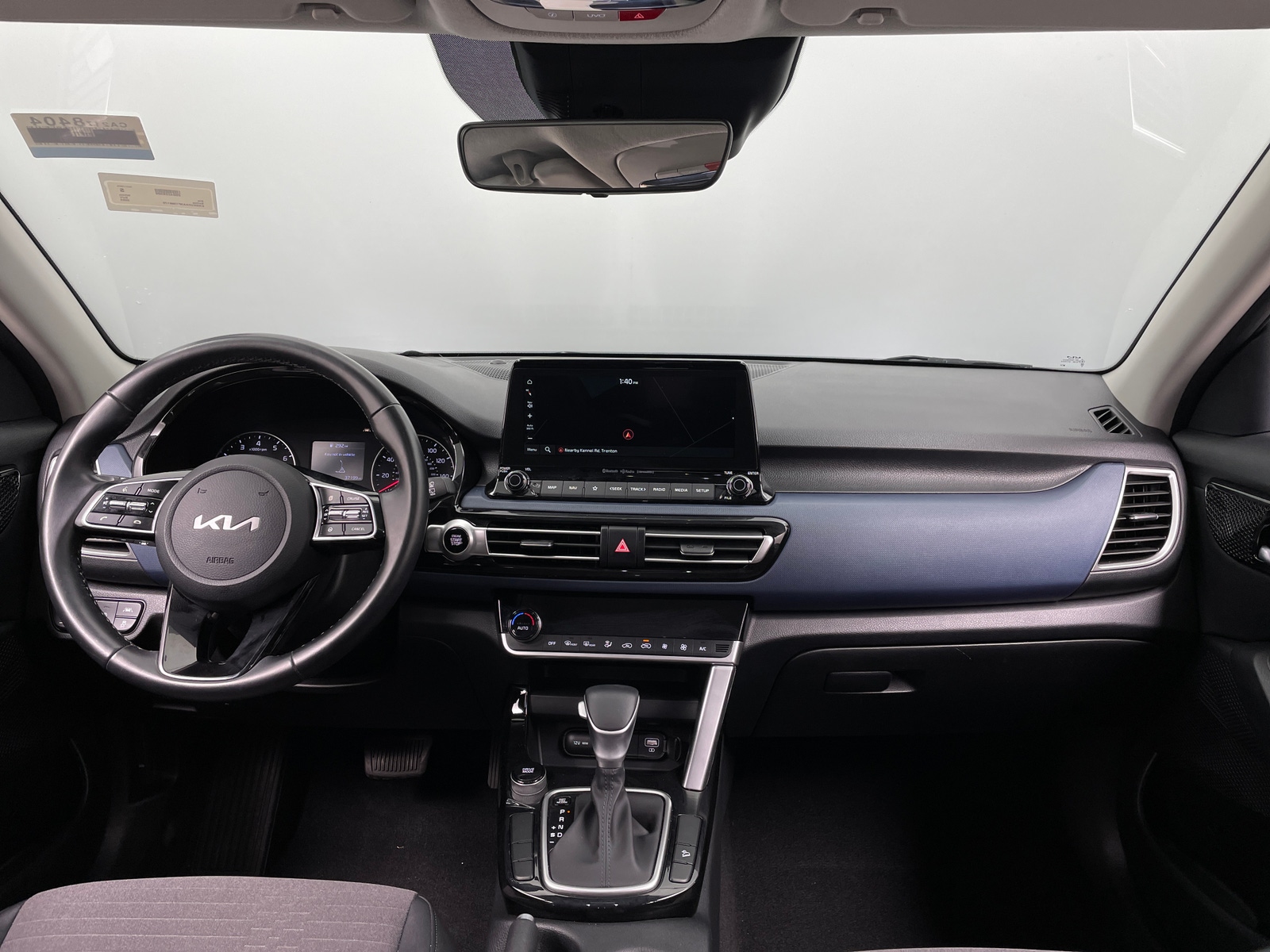 Thumbnail: 2023 Kia Seltos - 3