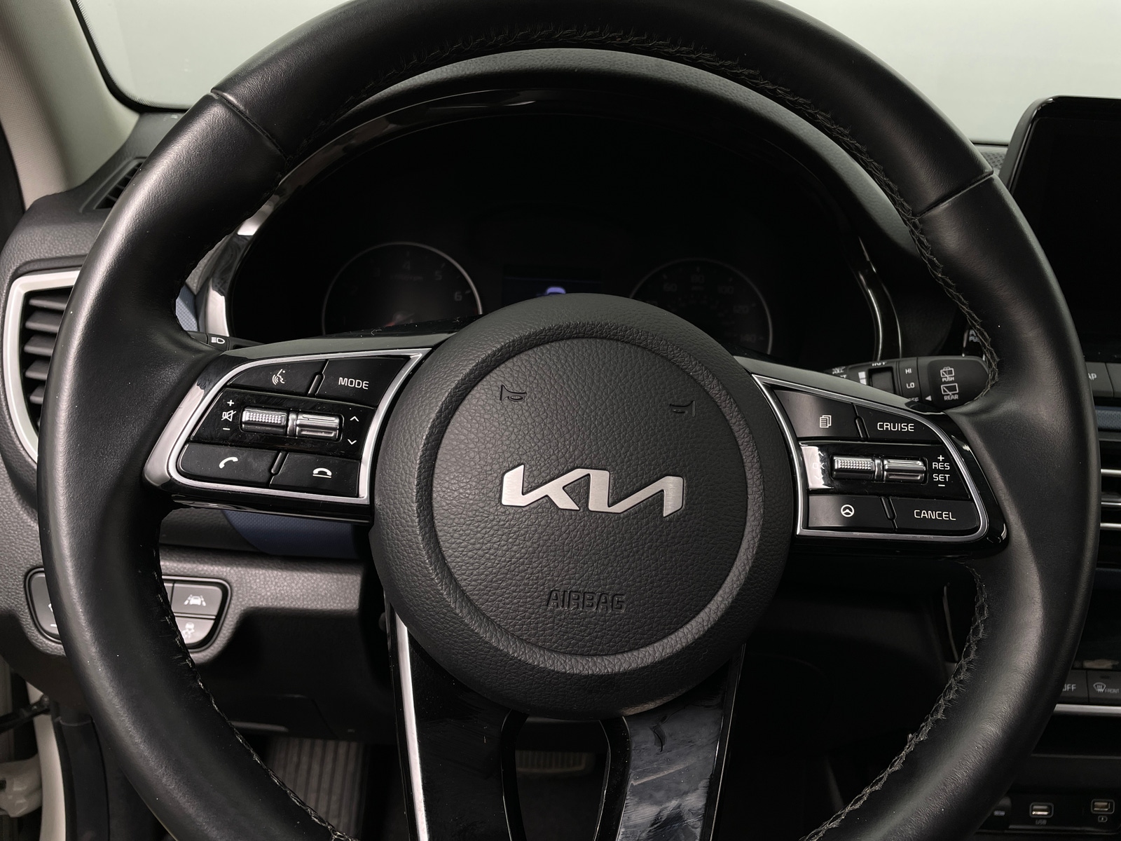 Thumbnail: 2023 Kia Seltos - 5