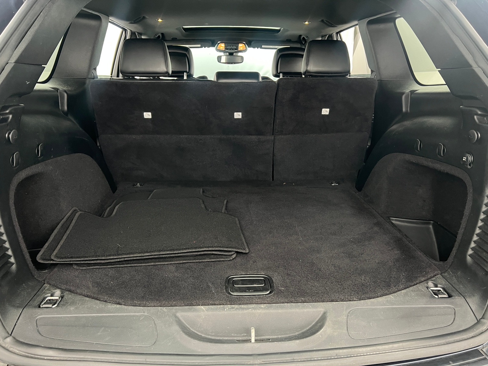 Thumbnail: 2020 Jeep Grand Cherokee - 6