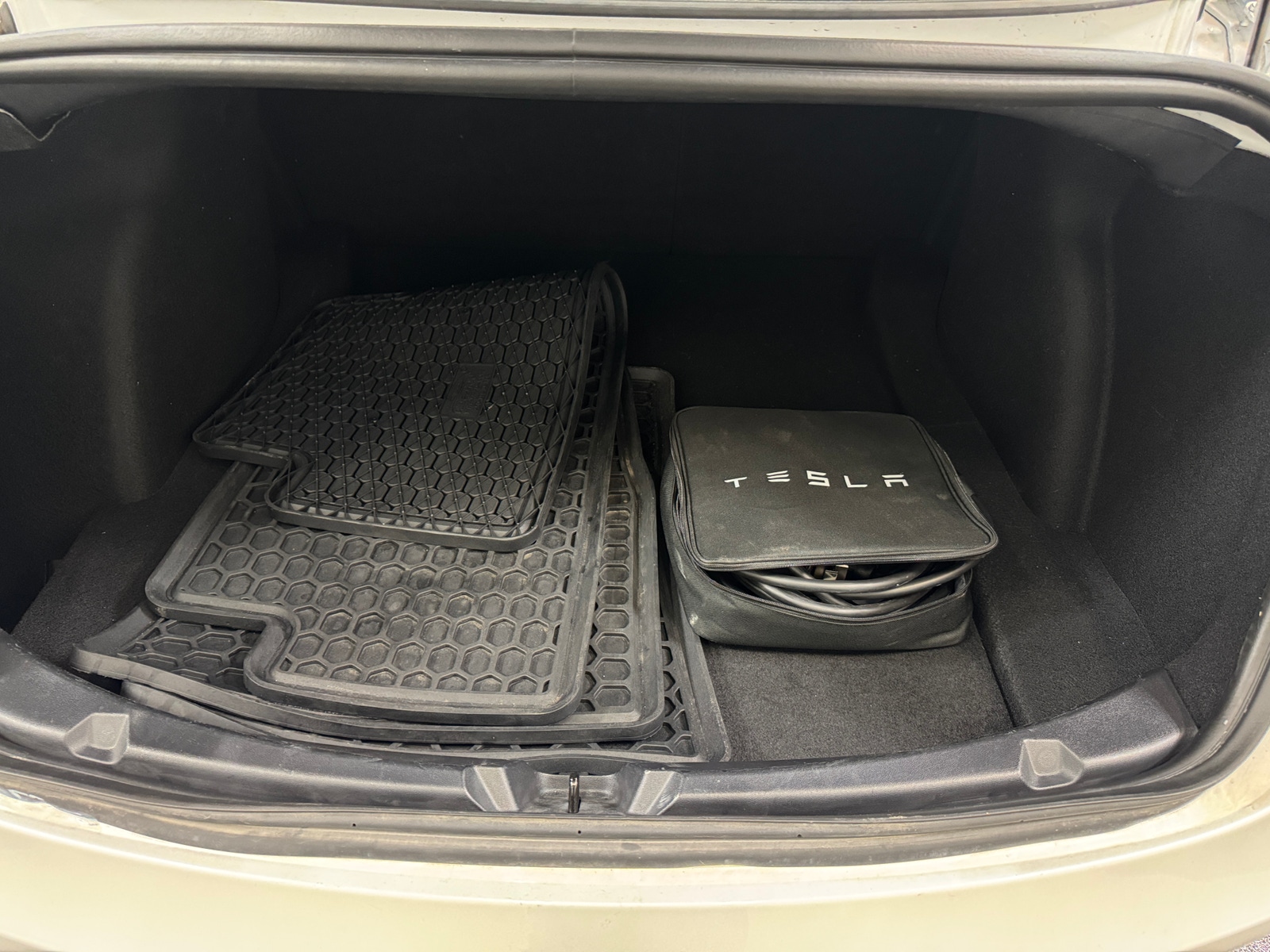 Thumbnail: 2022 Tesla Model 3 - 6