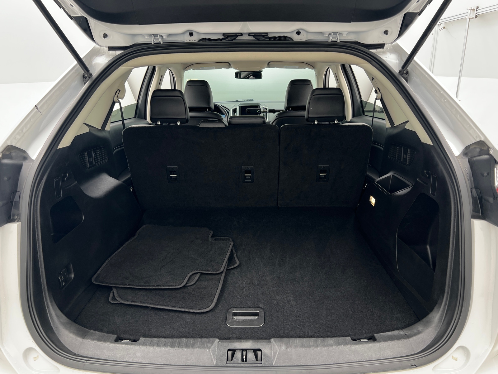 Thumbnail: 2024 Ford Edge - 6