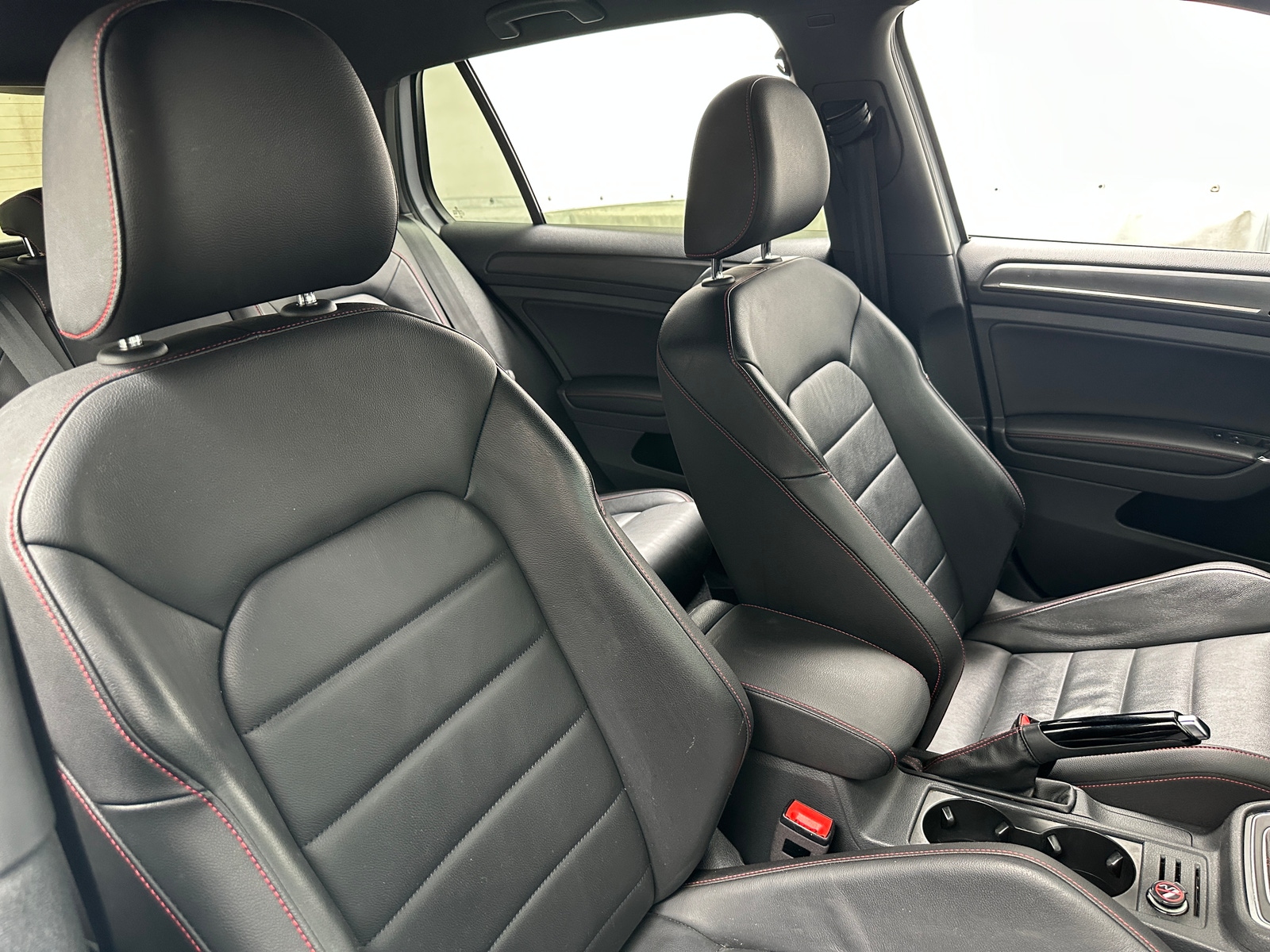 Thumbnail: 2018 Volkswagen Golf - 2