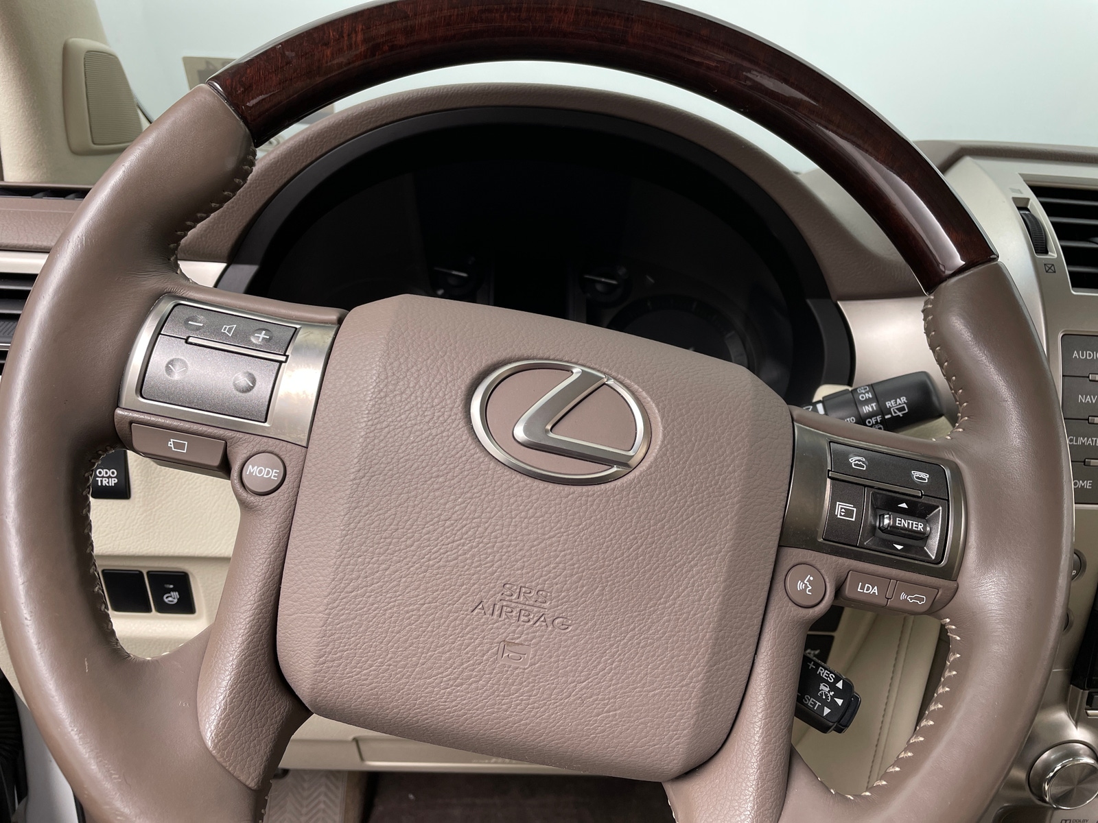 Thumbnail: 2015 Lexus GX - 4