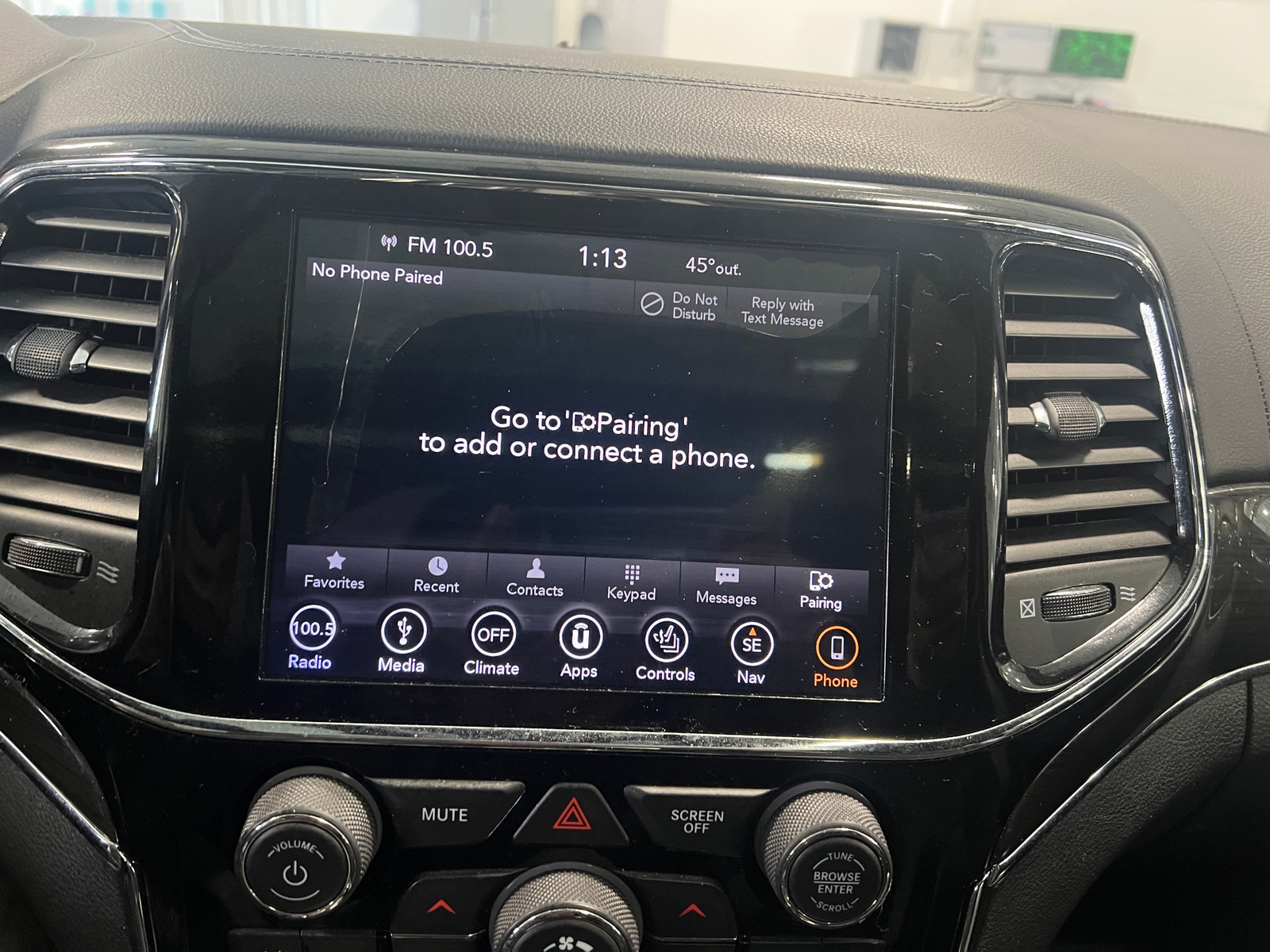 Thumbnail: 2019 Jeep Grand Cherokee - 3