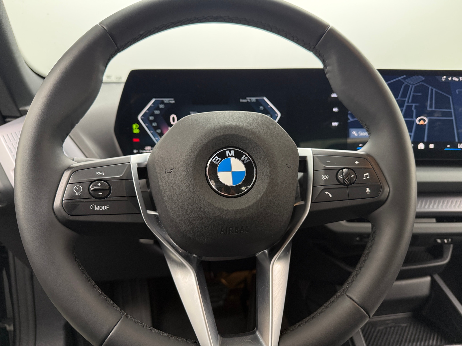 Thumbnail: 2025 BMW 2 Series - 4