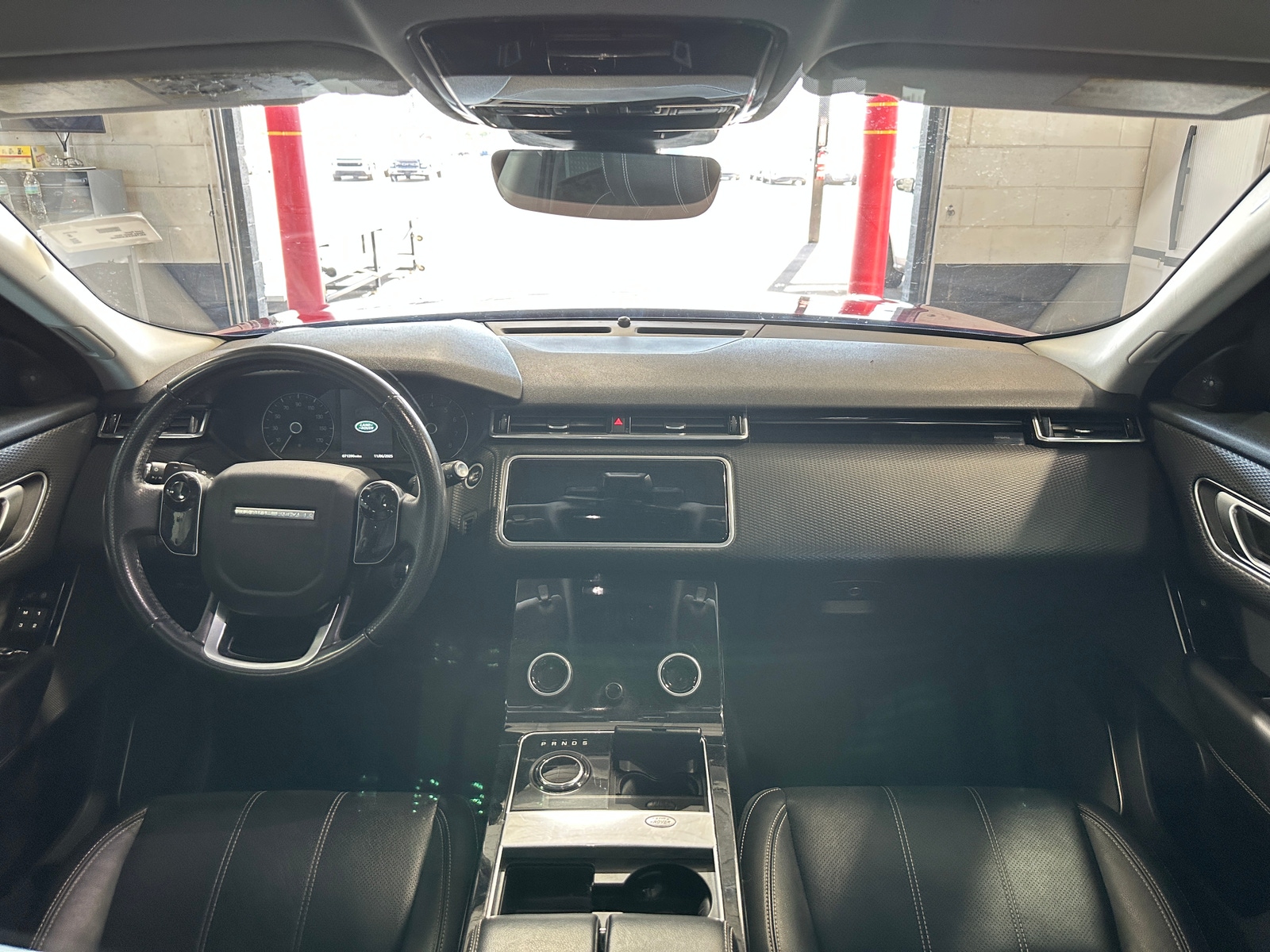 Thumbnail: 2020 Land Rover Range Rover Velar - 2