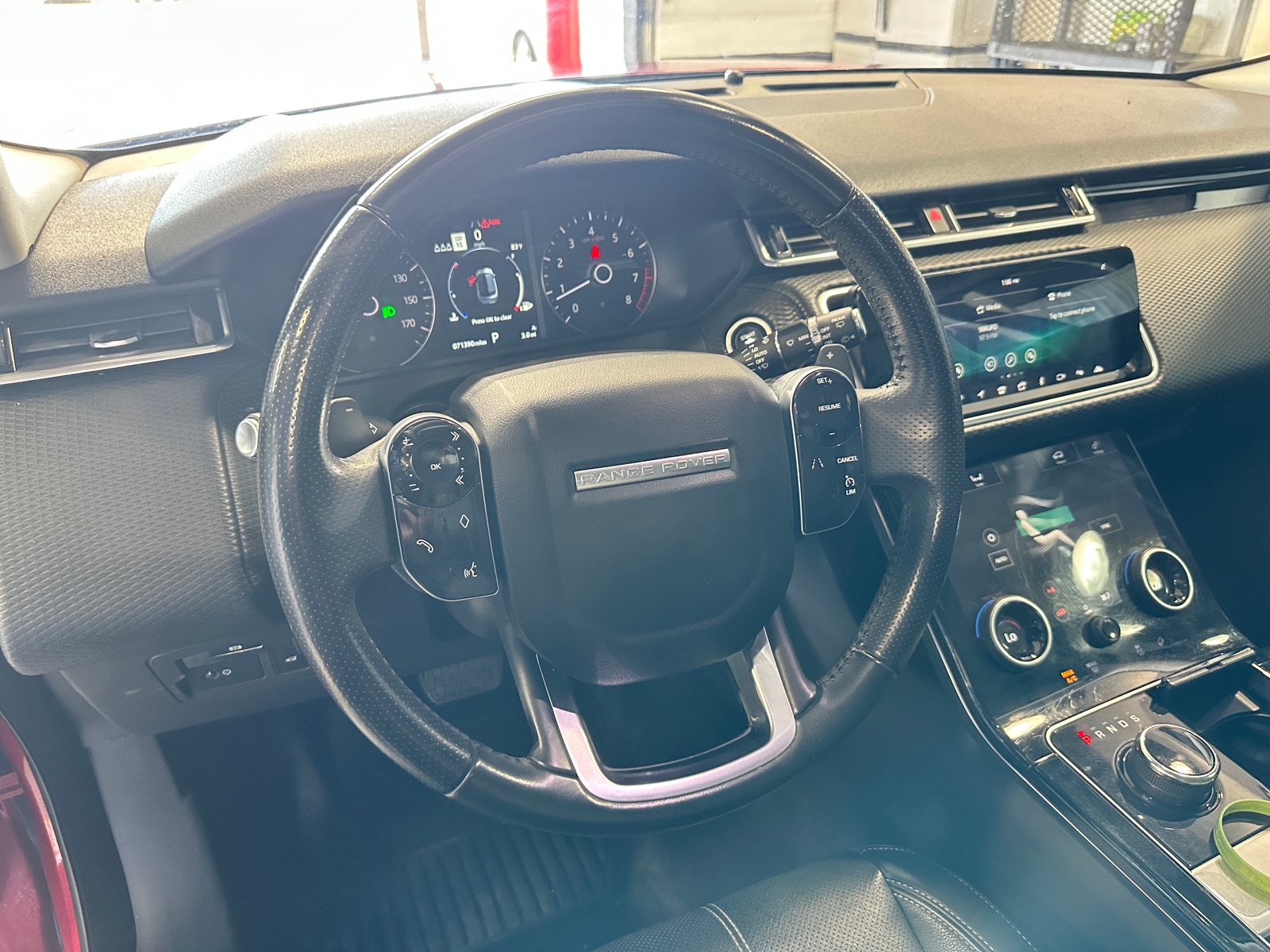 Thumbnail: 2020 Land Rover Range Rover Velar - 4