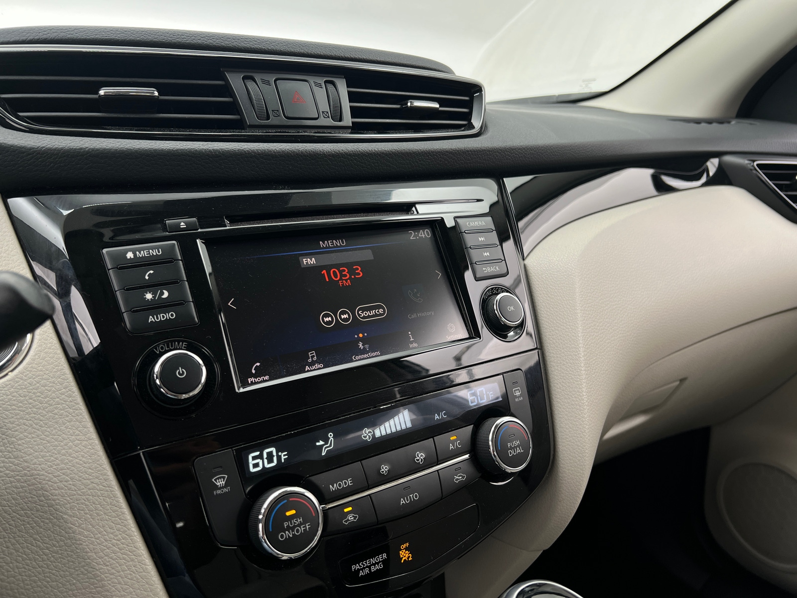 Thumbnail: 2019 Nissan Rogue Sport - 4