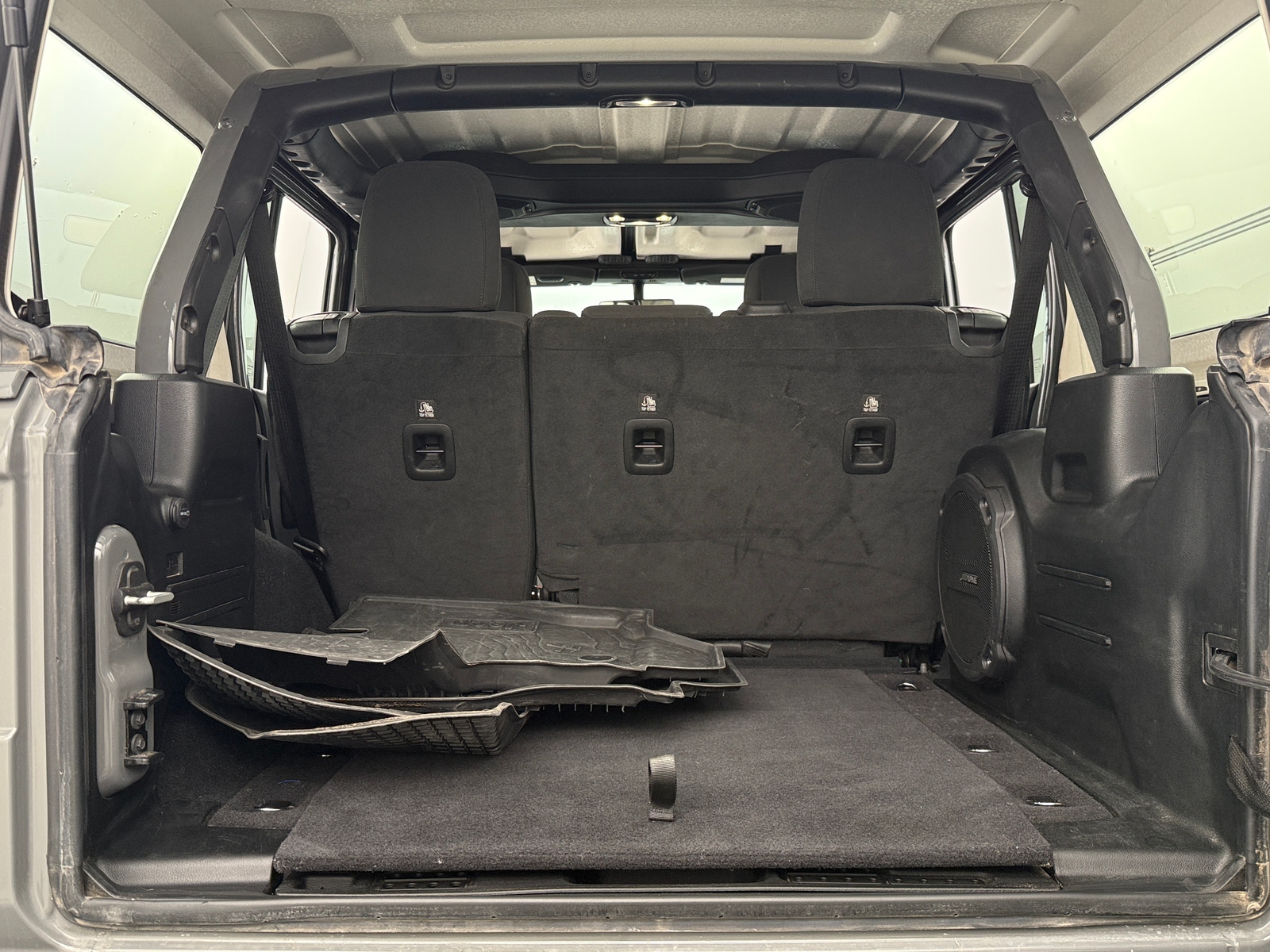 Thumbnail: 2023 Jeep Wrangler - 7