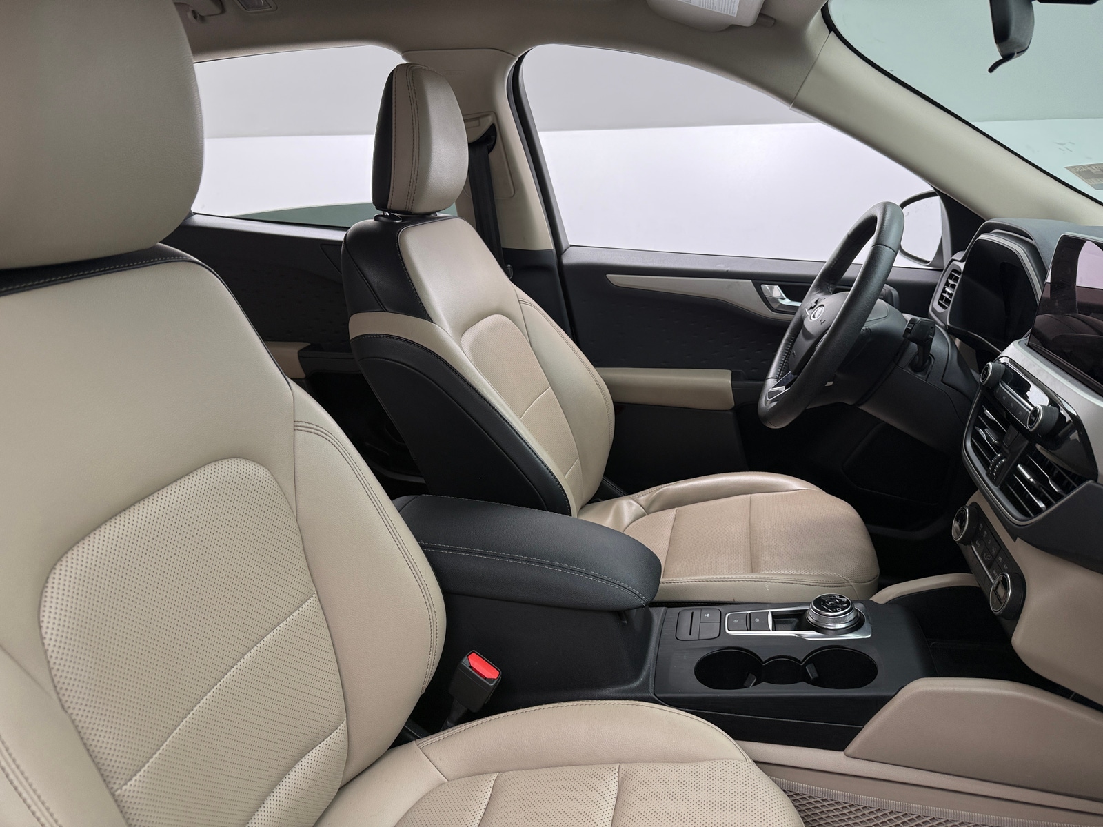 Thumbnail: 2020 Ford Escape - 2