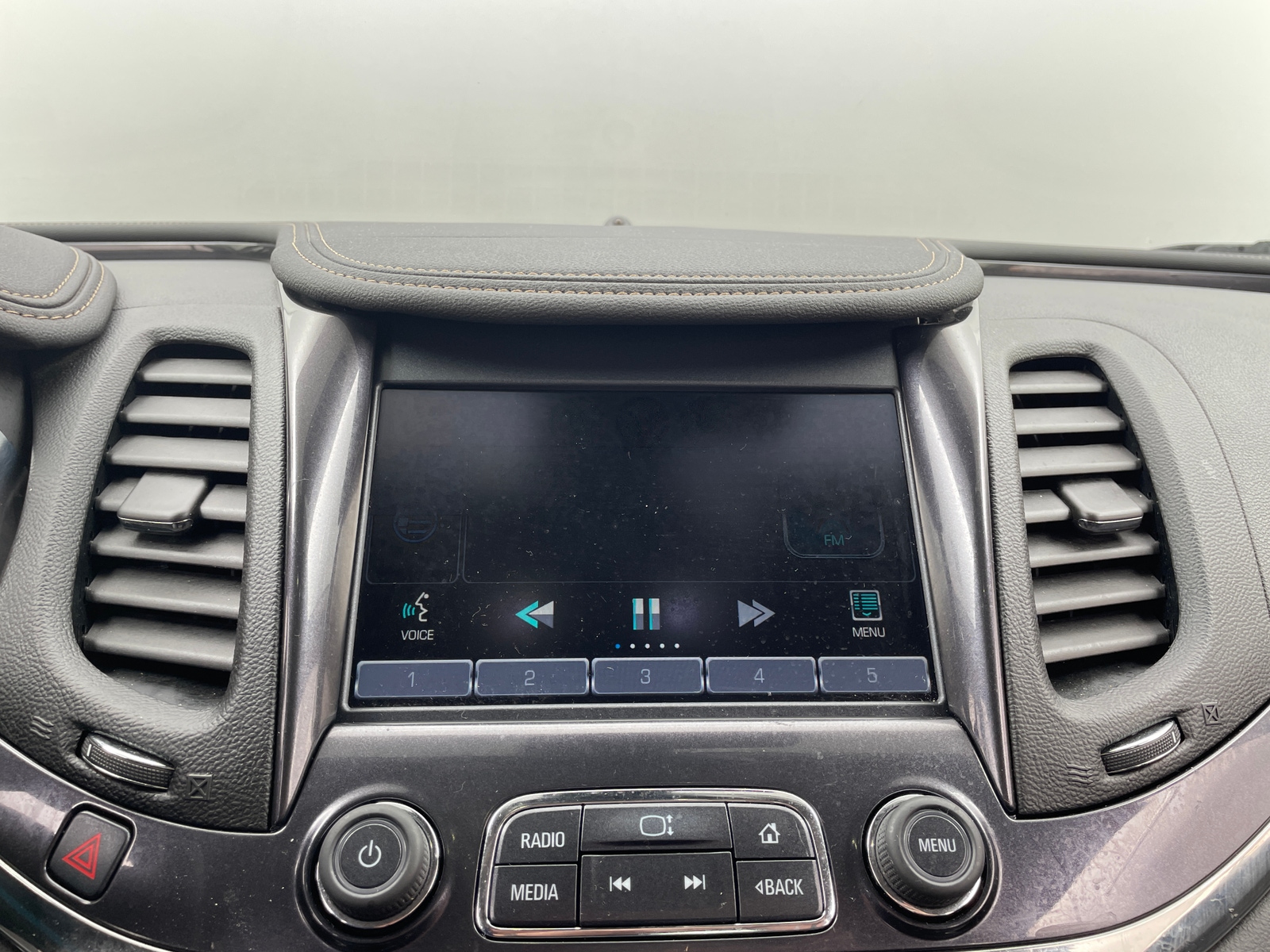 Thumbnail: 2015 Chevrolet Impala - 3