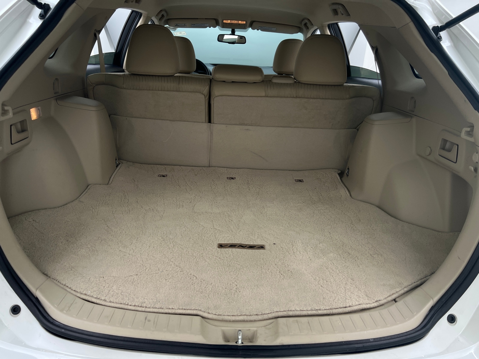 Thumbnail: 2011 Toyota Venza - 7