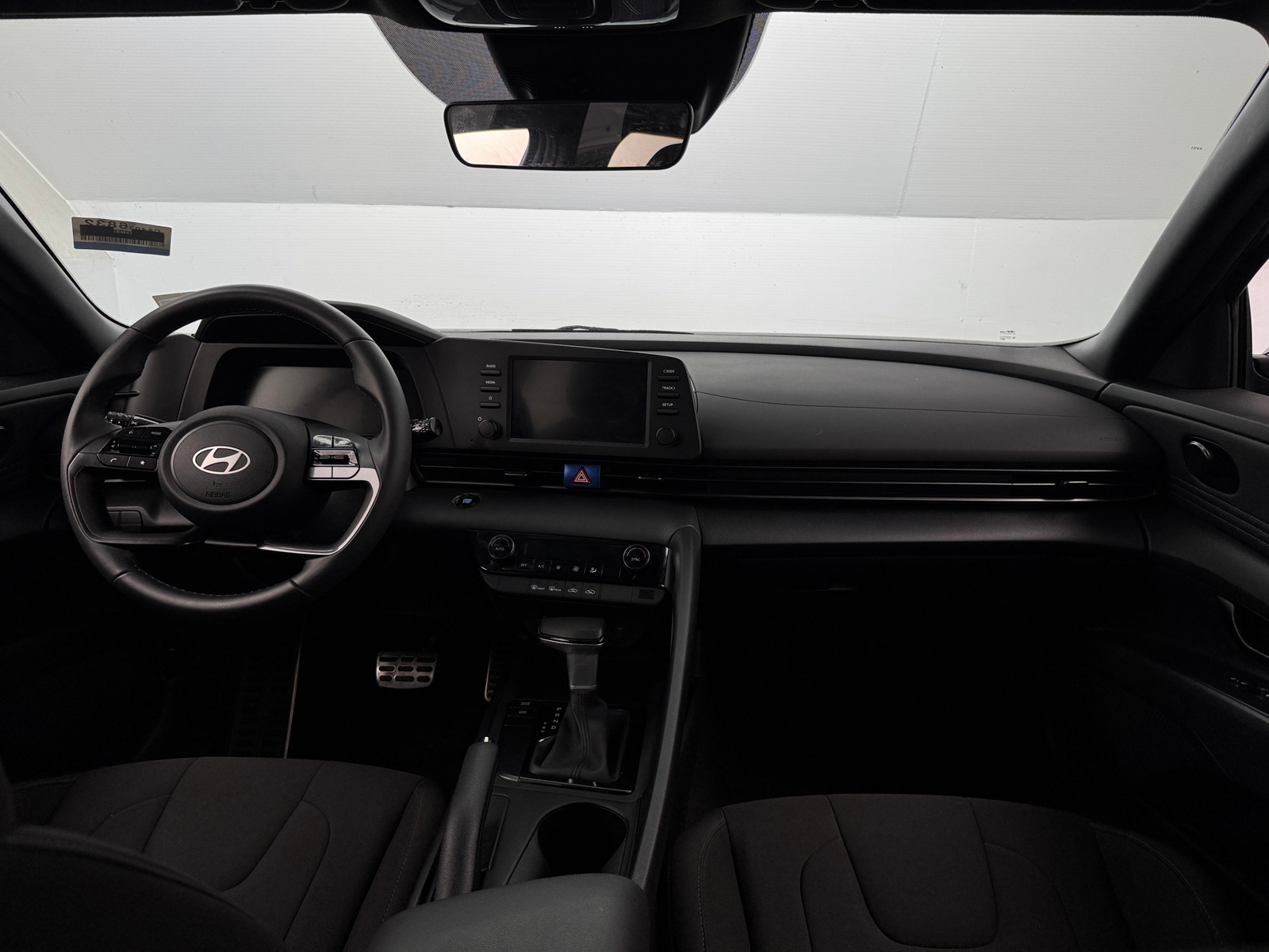 Thumbnail: 2025 Hyundai Elantra - 3