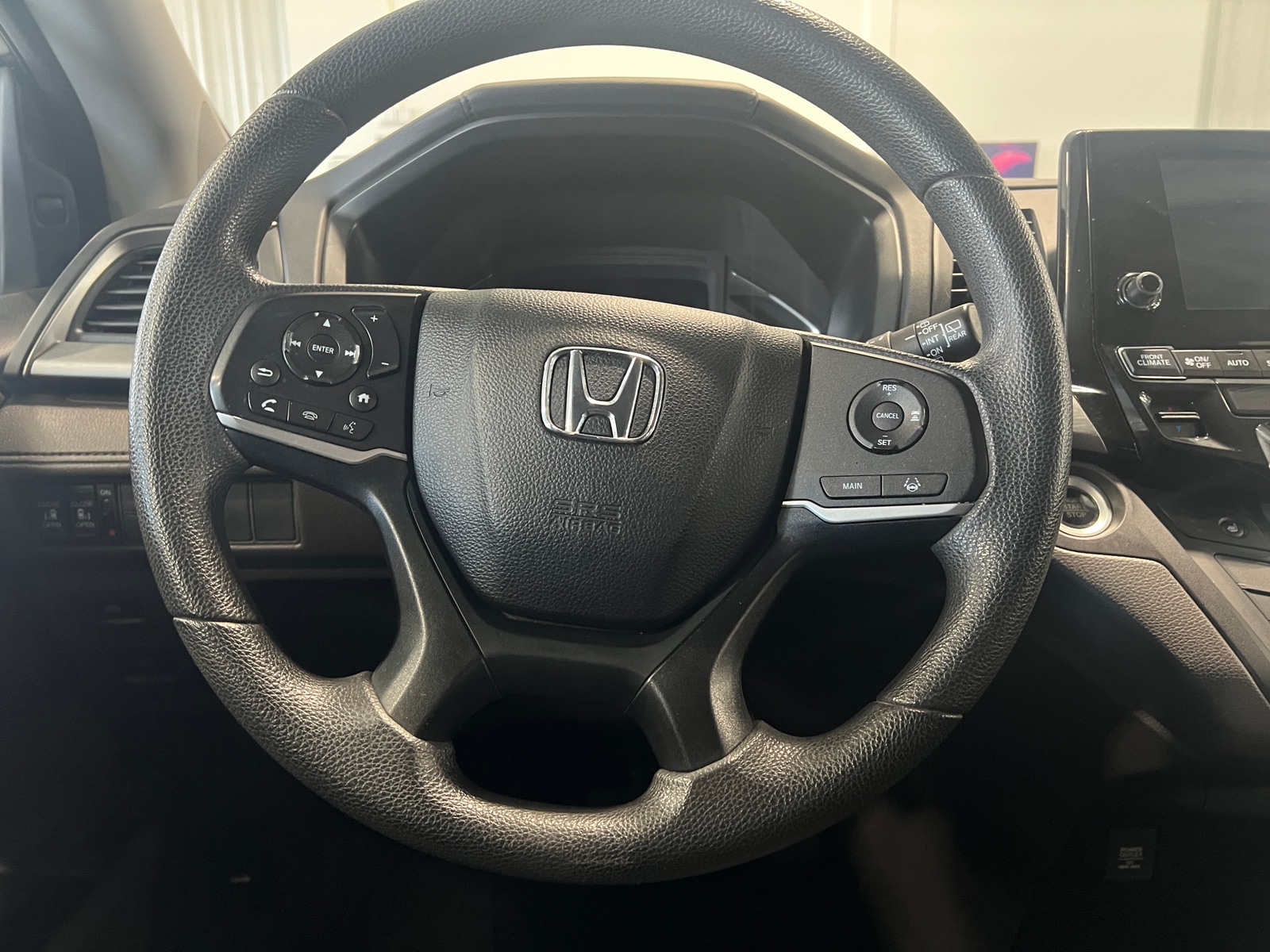 Thumbnail: 2018 Honda Odyssey - 5