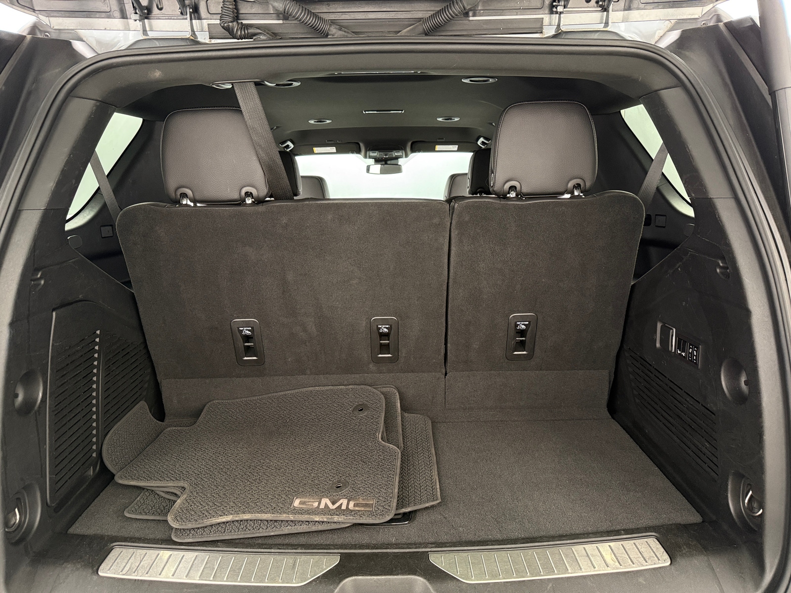 Thumbnail: 2023 GMC Yukon - 6