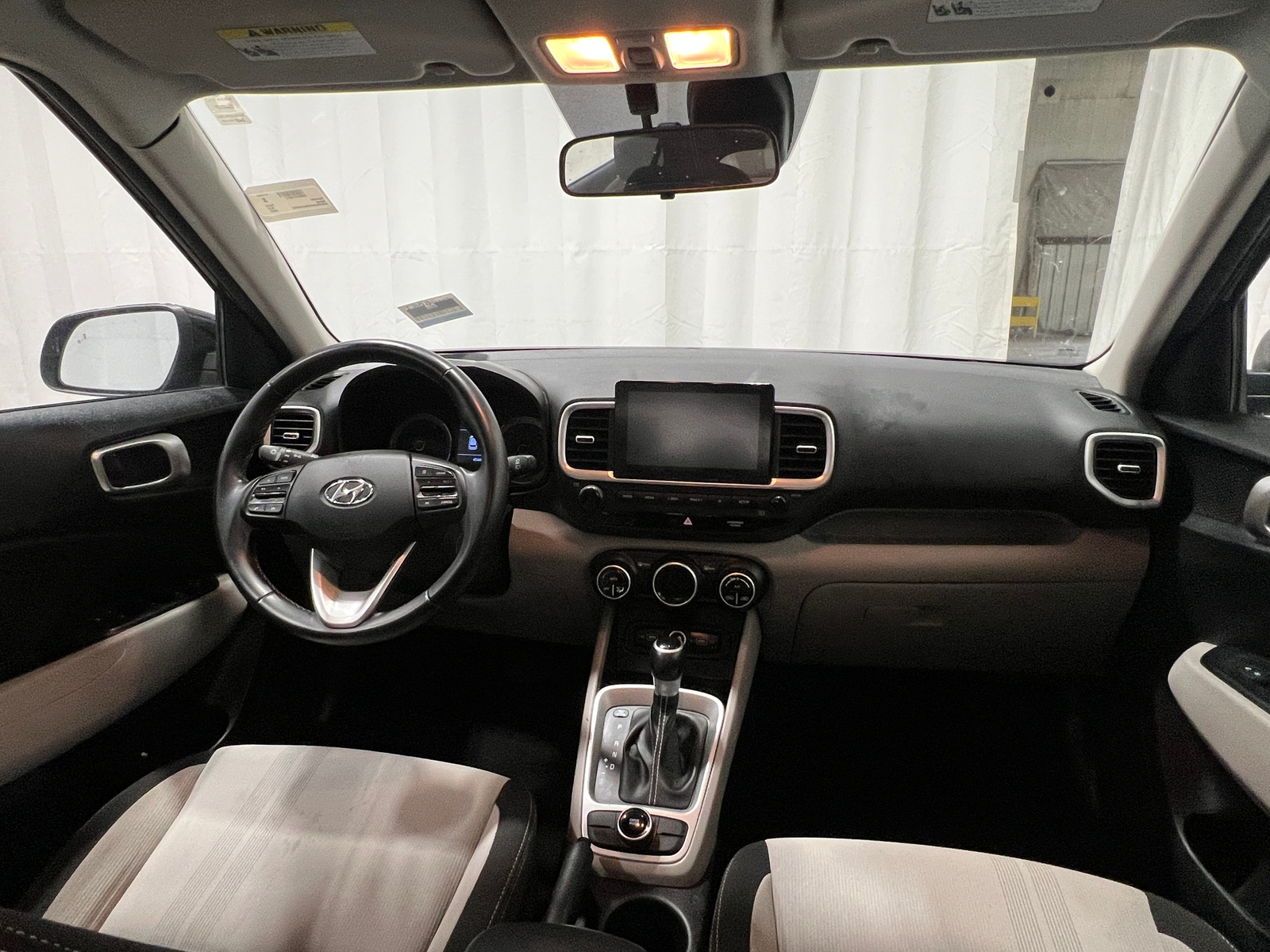 Thumbnail: 2022 Hyundai Venue - 3