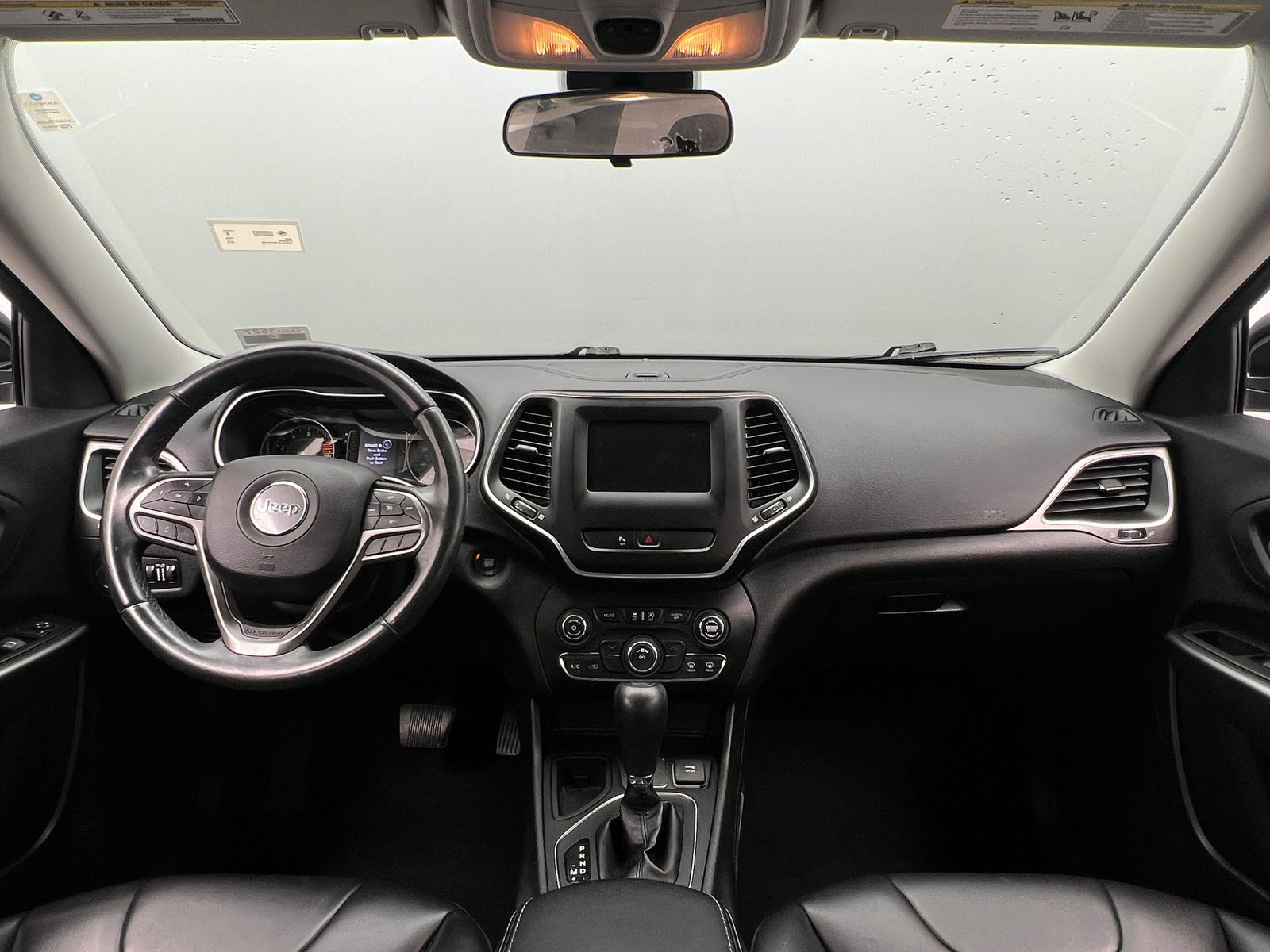 Thumbnail: 2019 Jeep Cherokee - 3