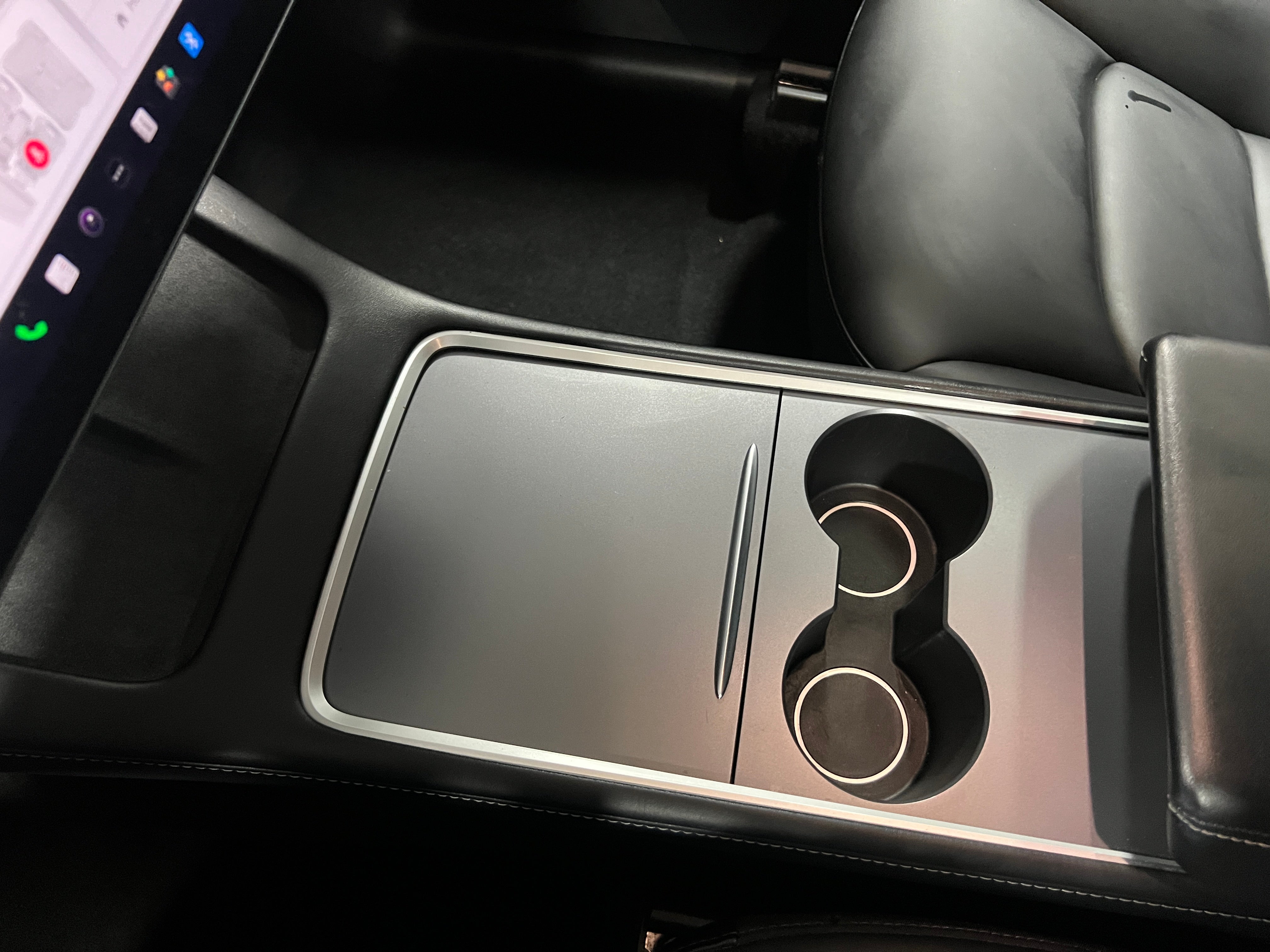 Used 2022 Tesla Model Y Long Range with VIN 7SAYGDEE2NA004568 for sale in Oak Creek, WI