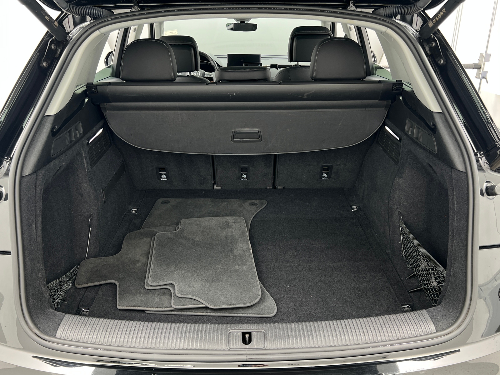 Thumbnail: 2023 Audi Q5 - 6