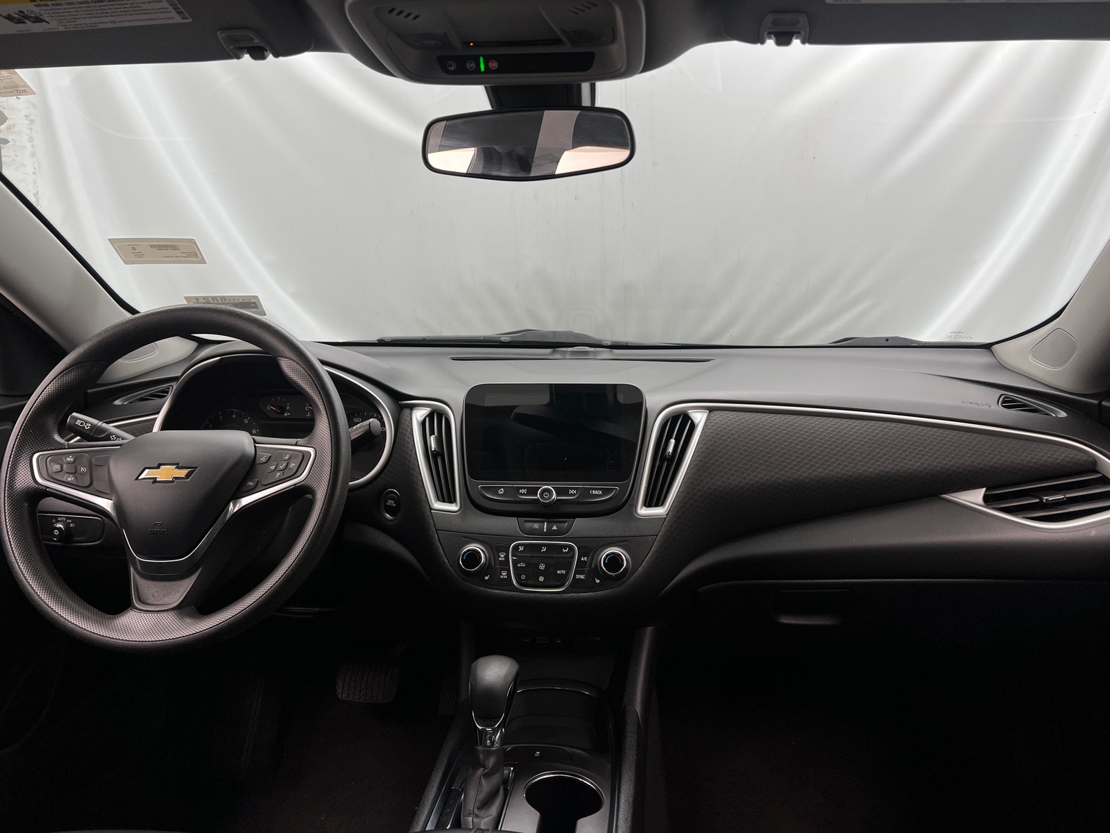 Thumbnail: 2022 Chevrolet Malibu - 3